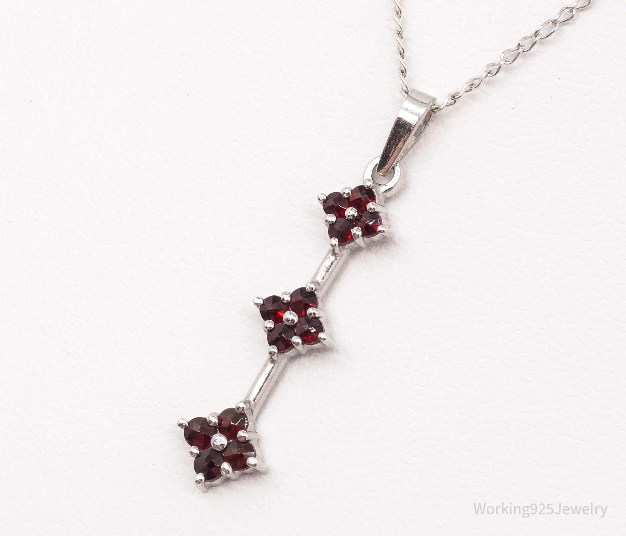 Vintage Garnet Sterling Silver Necklace 16"