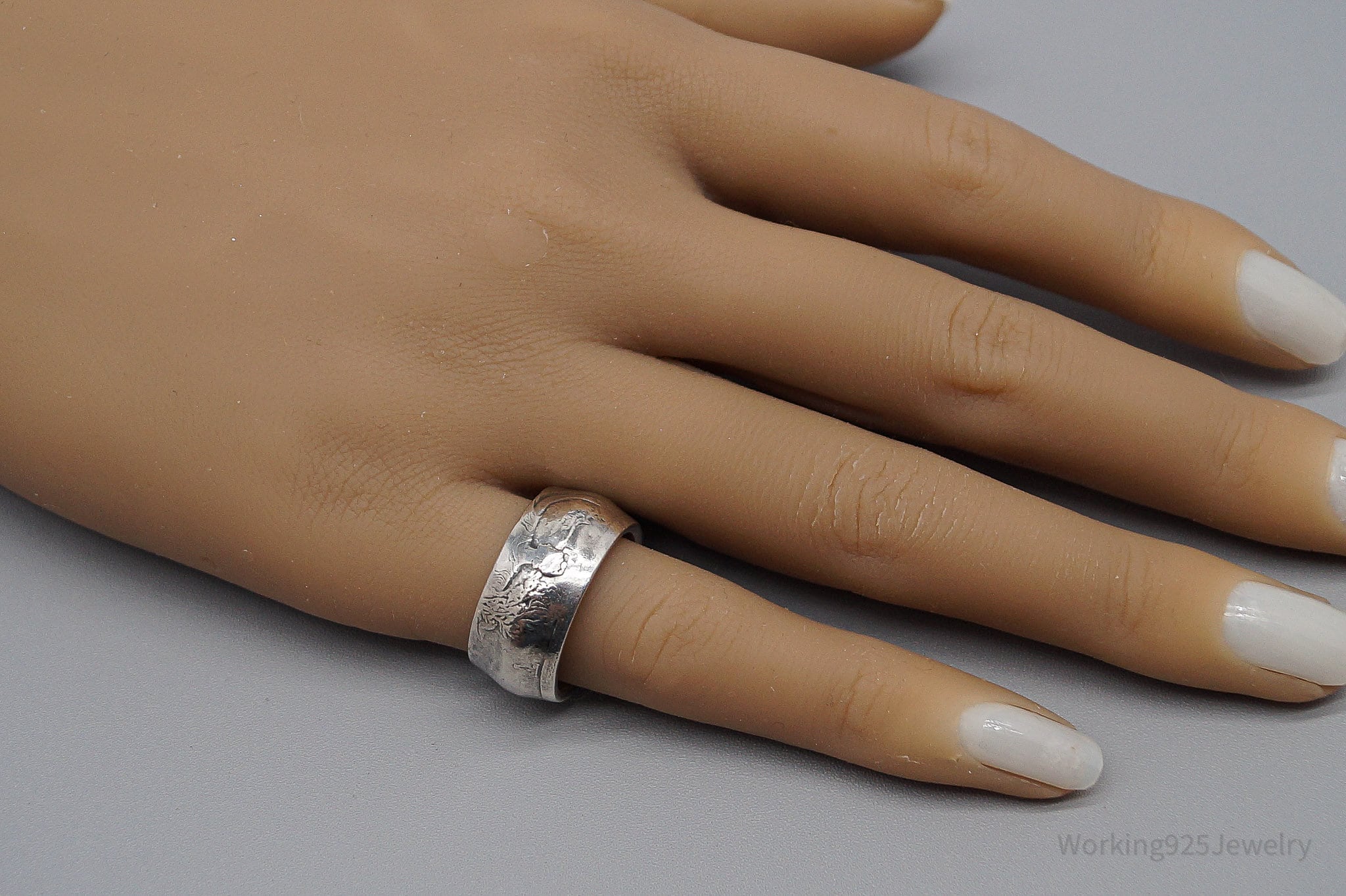 Vintage 1935 Walking Liberty Half Dollar Silver Ring - Size 6.5
