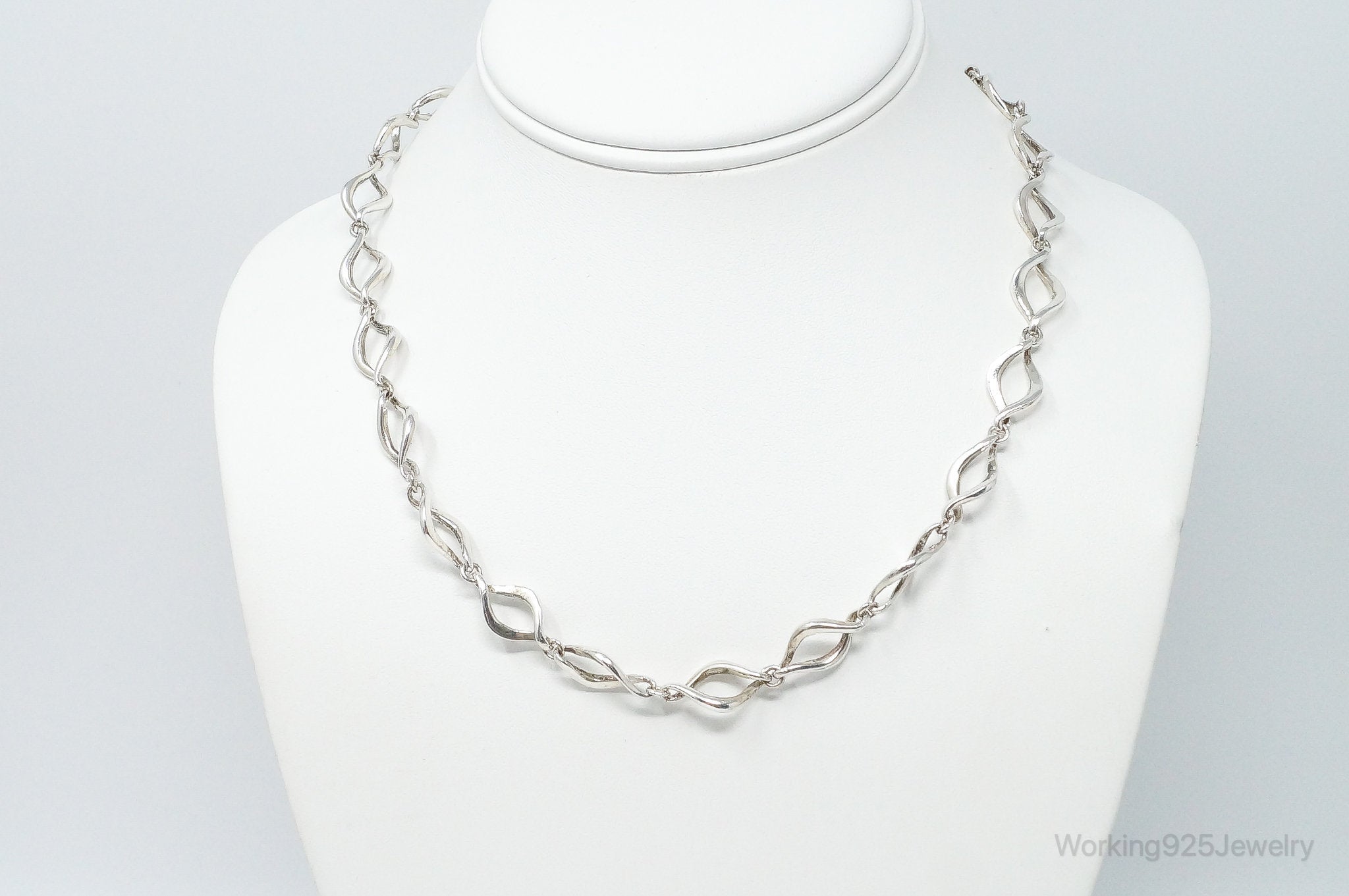 Vintage Modernist Sterling Silver Necklace