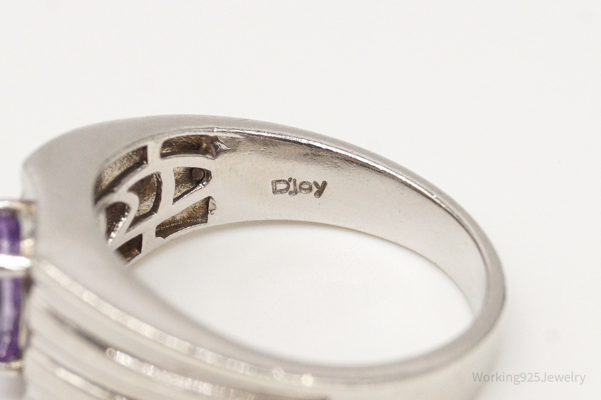 Designer D'joy Amethyst Sterling Silver Ring - Size 9.75