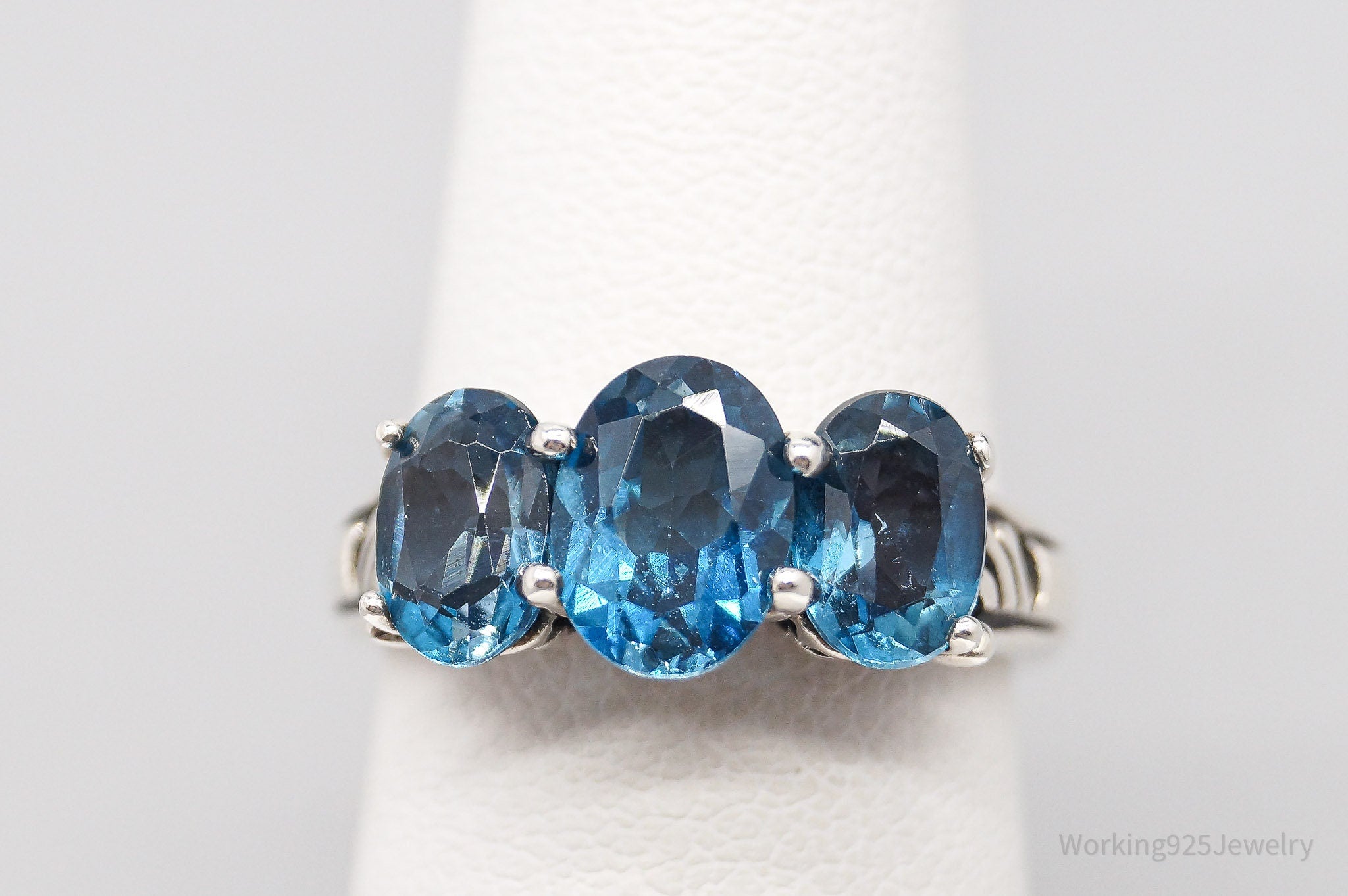 Vintage London Blue Topaz Sterling Silver Ring - Size 6