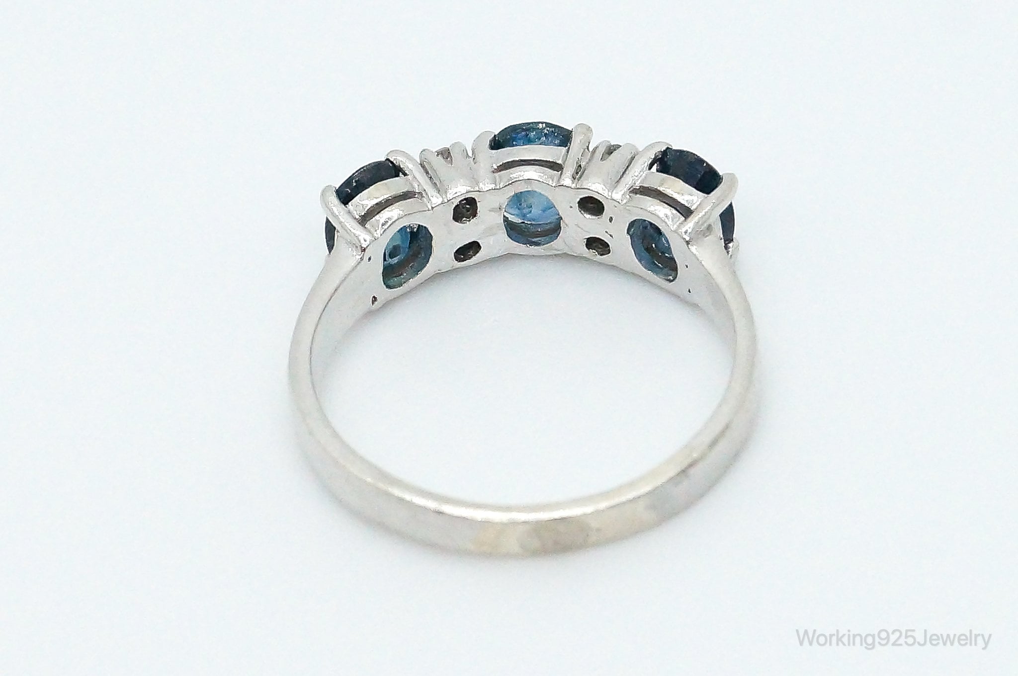 Vintage London Blue Topaz Cubic Zirconia Sterling Silver Ring - Size 5