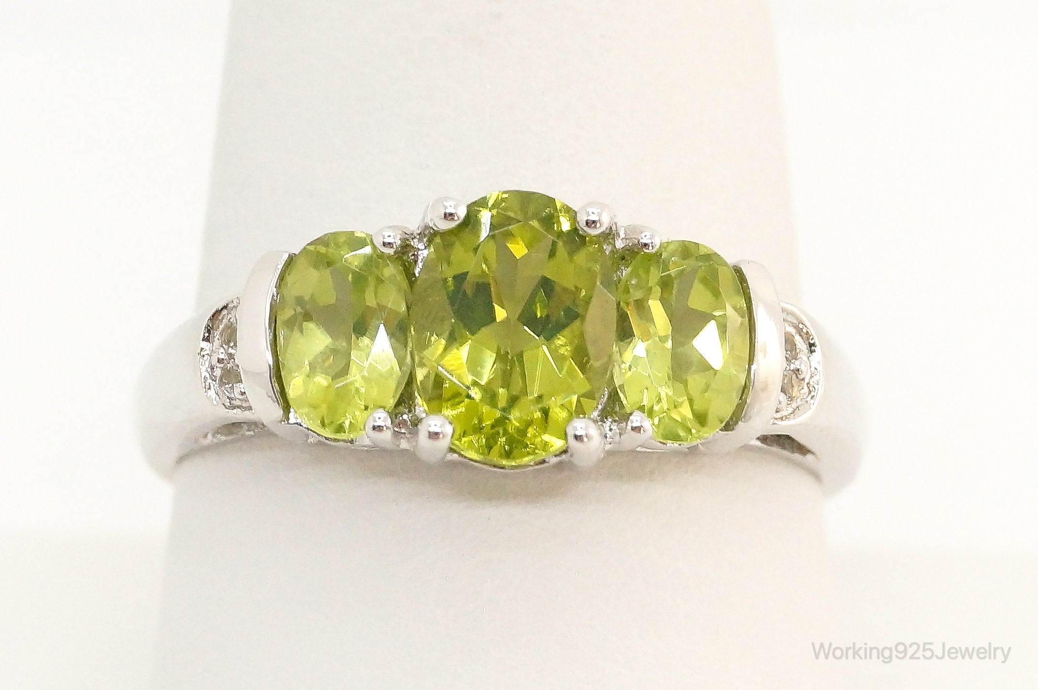 Vintage Peridot Cubic Zirconia Sterling Silver Ring - Size 9