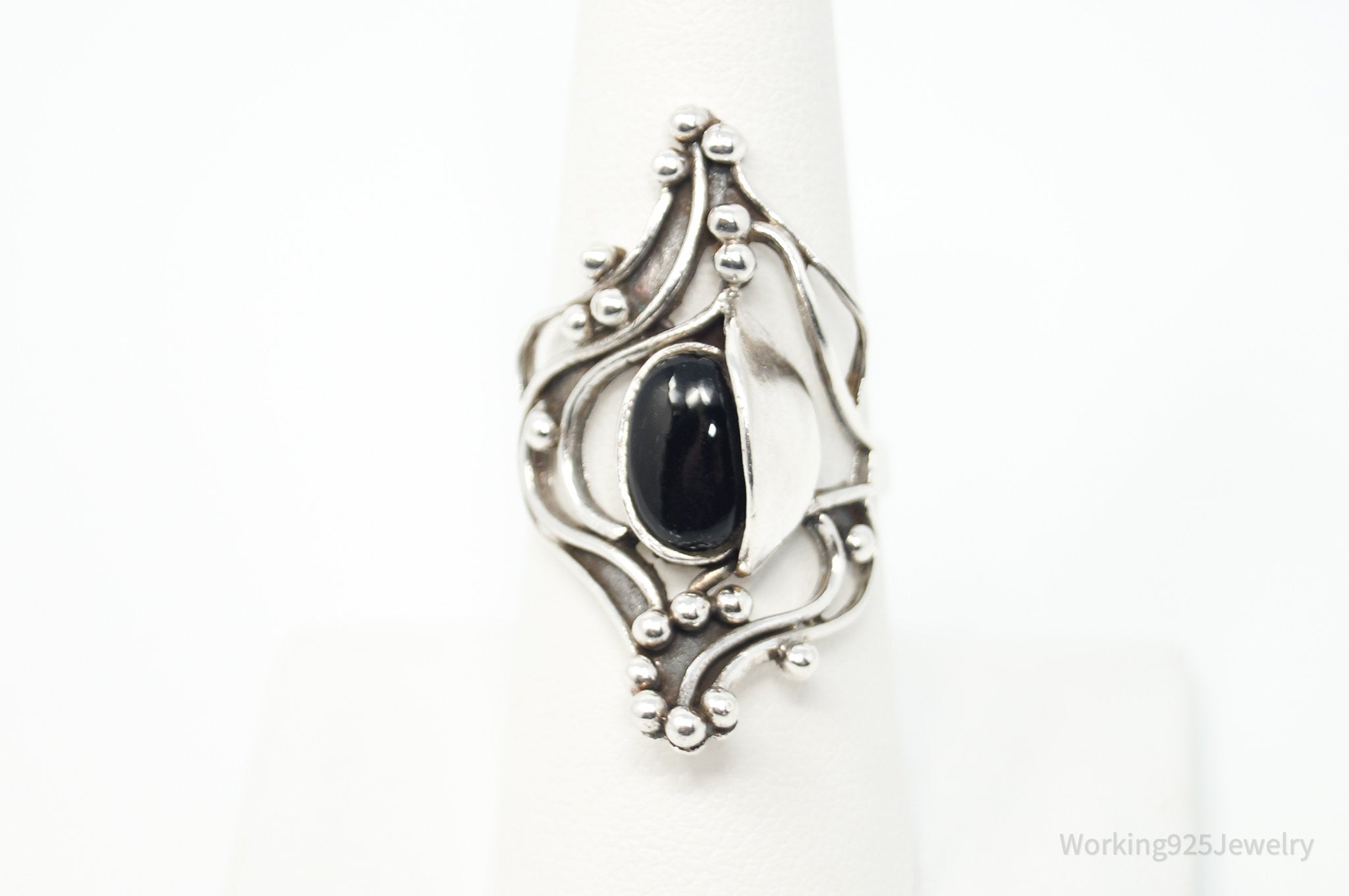 Vintage Modernist Black Onyx Intricate Sterling Silver Ring - Size 7.75