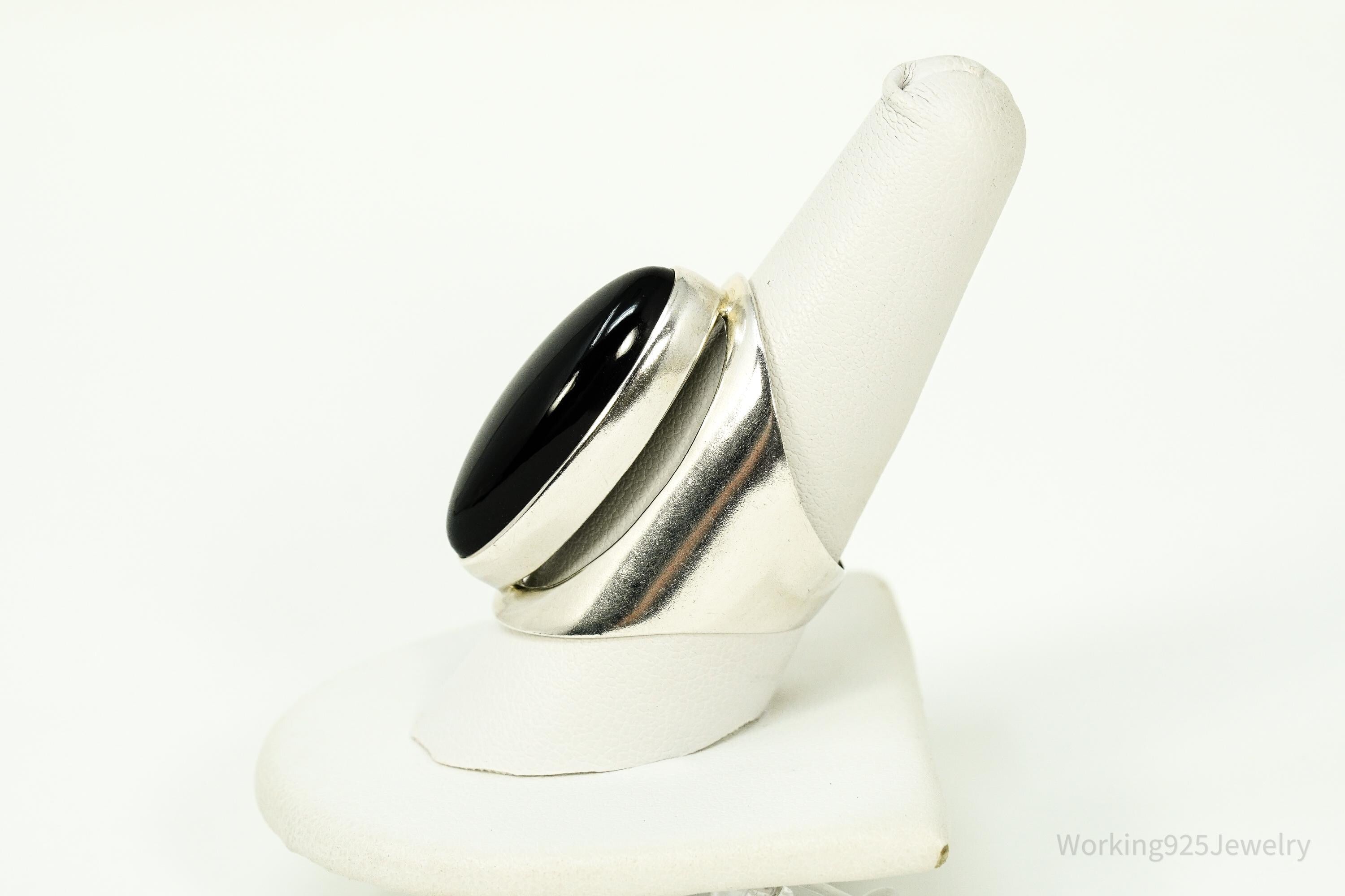 Vintage Black Onyx Modernist Style Sterling Silver Ring - Size 9.25