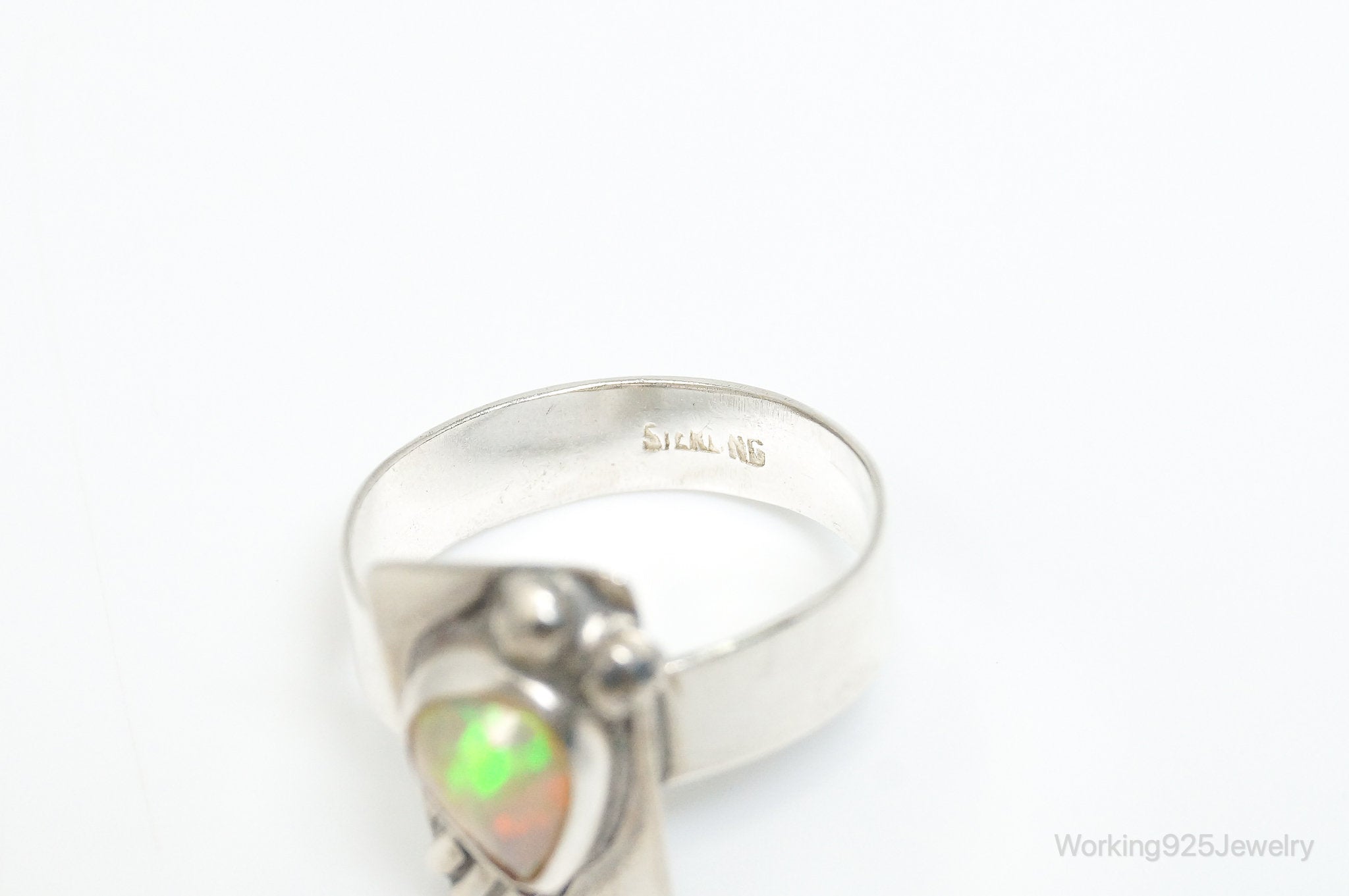 Vintage Opal Sterling Silver Ring - Size 6.75