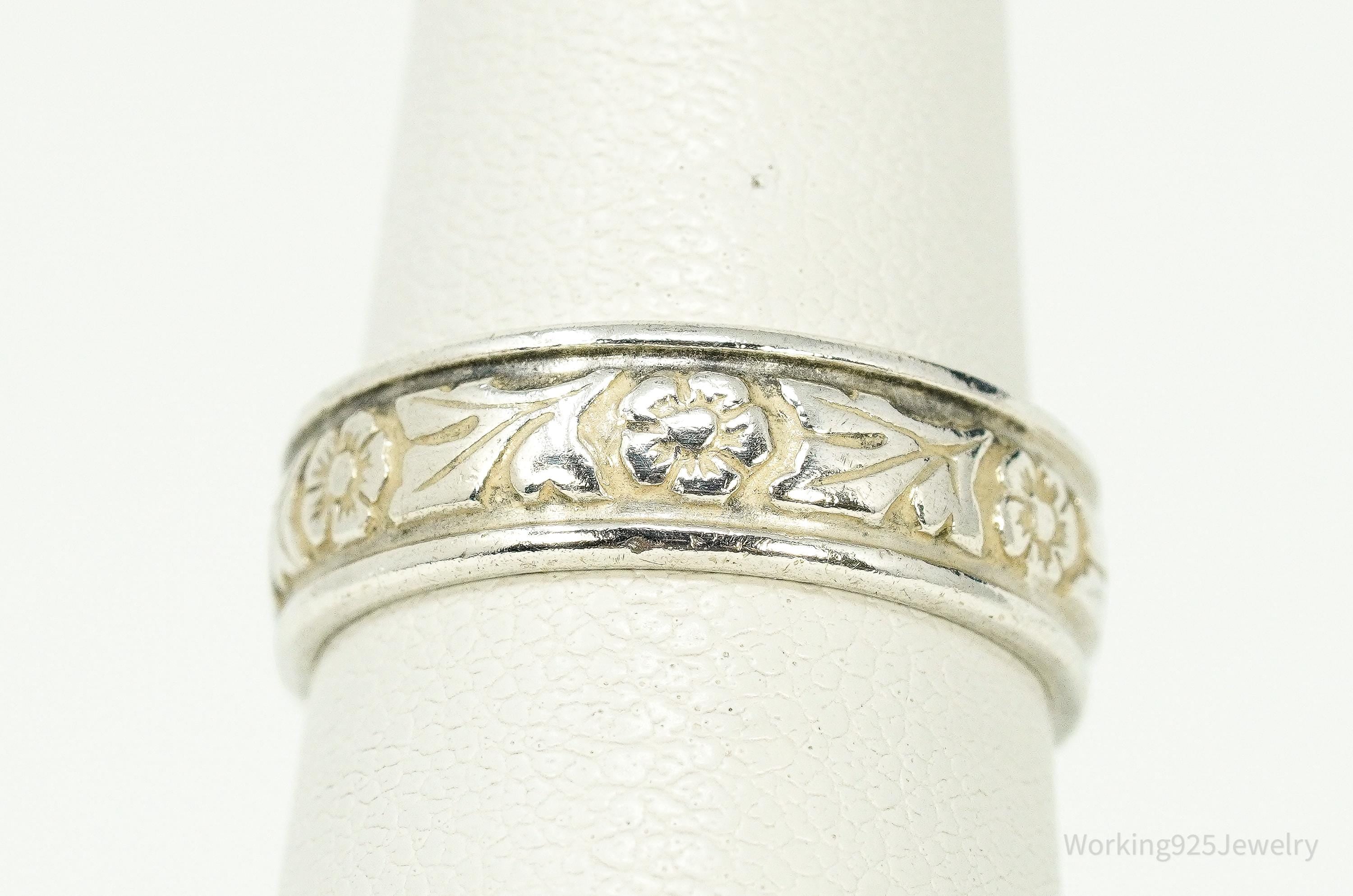 Vintage Designer WM Co Floral Motif Sterling Silver Band Ring - Size 6.25
