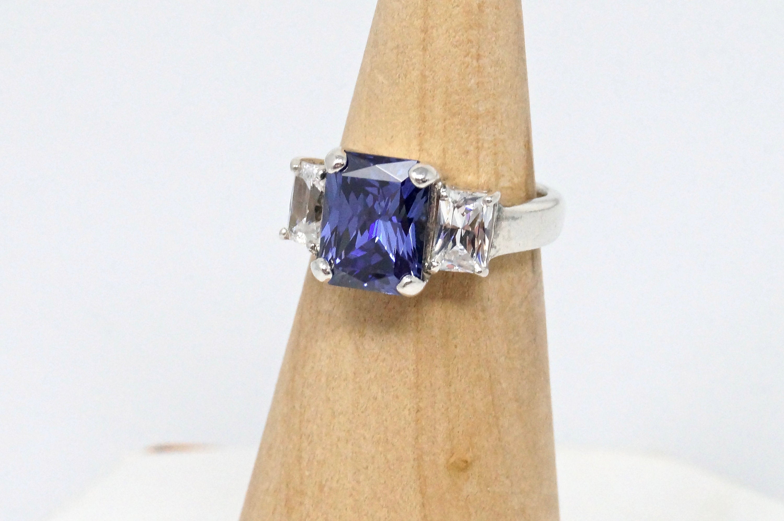 Vintage Large Purple Amethyst CZ Statement Ring Sterling Silver - Size 6