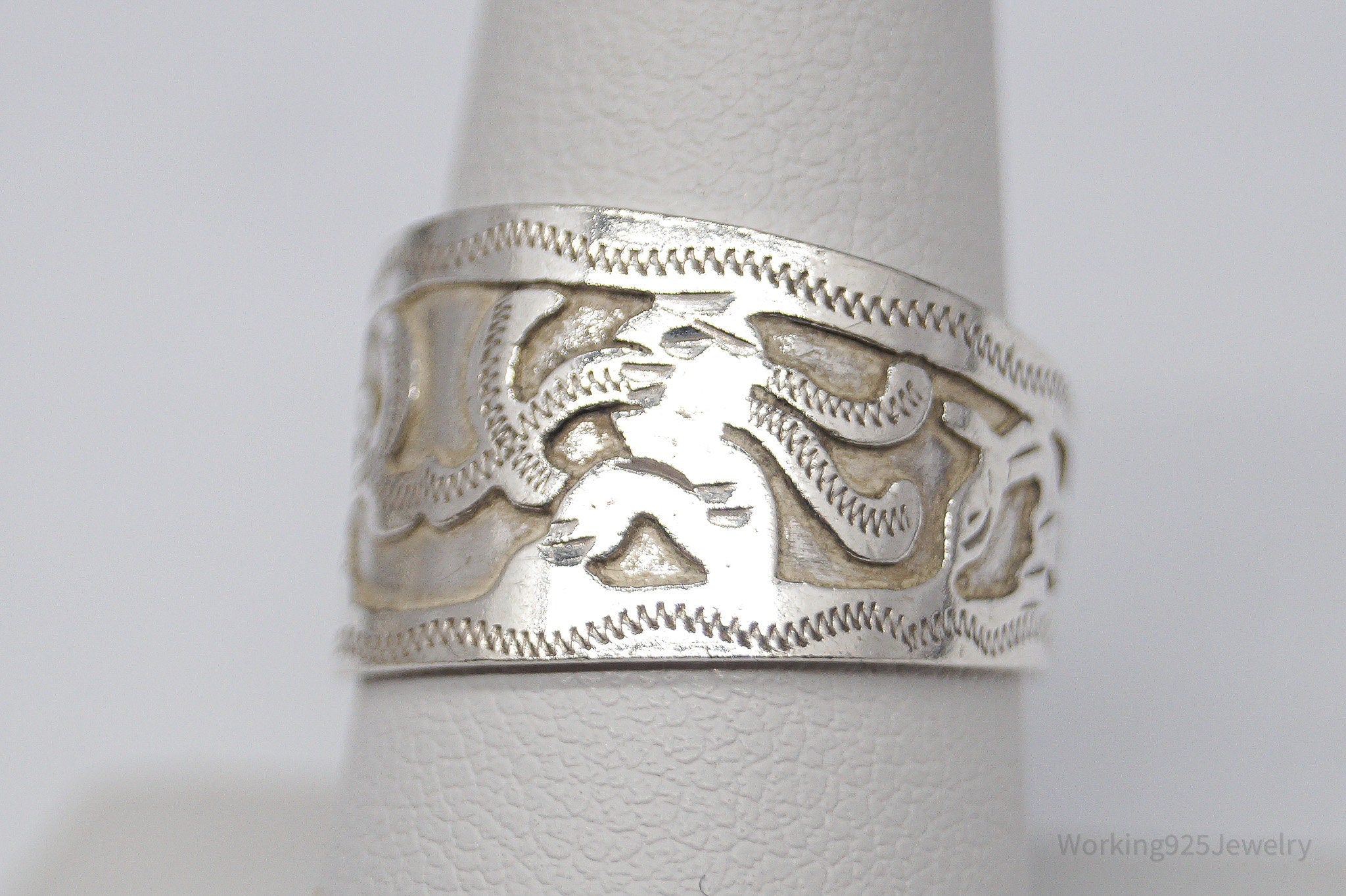 Vintage Guatemala 900 Silver Band Ring Size 9