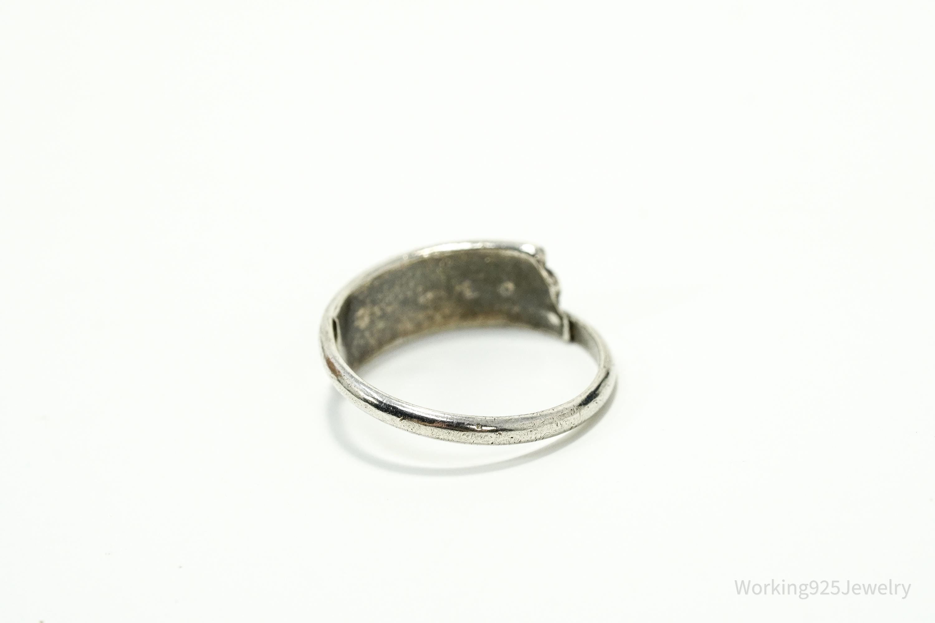 Vintage Handmade Native American Turquoise Unsigned Silver Ring - Size 5.5