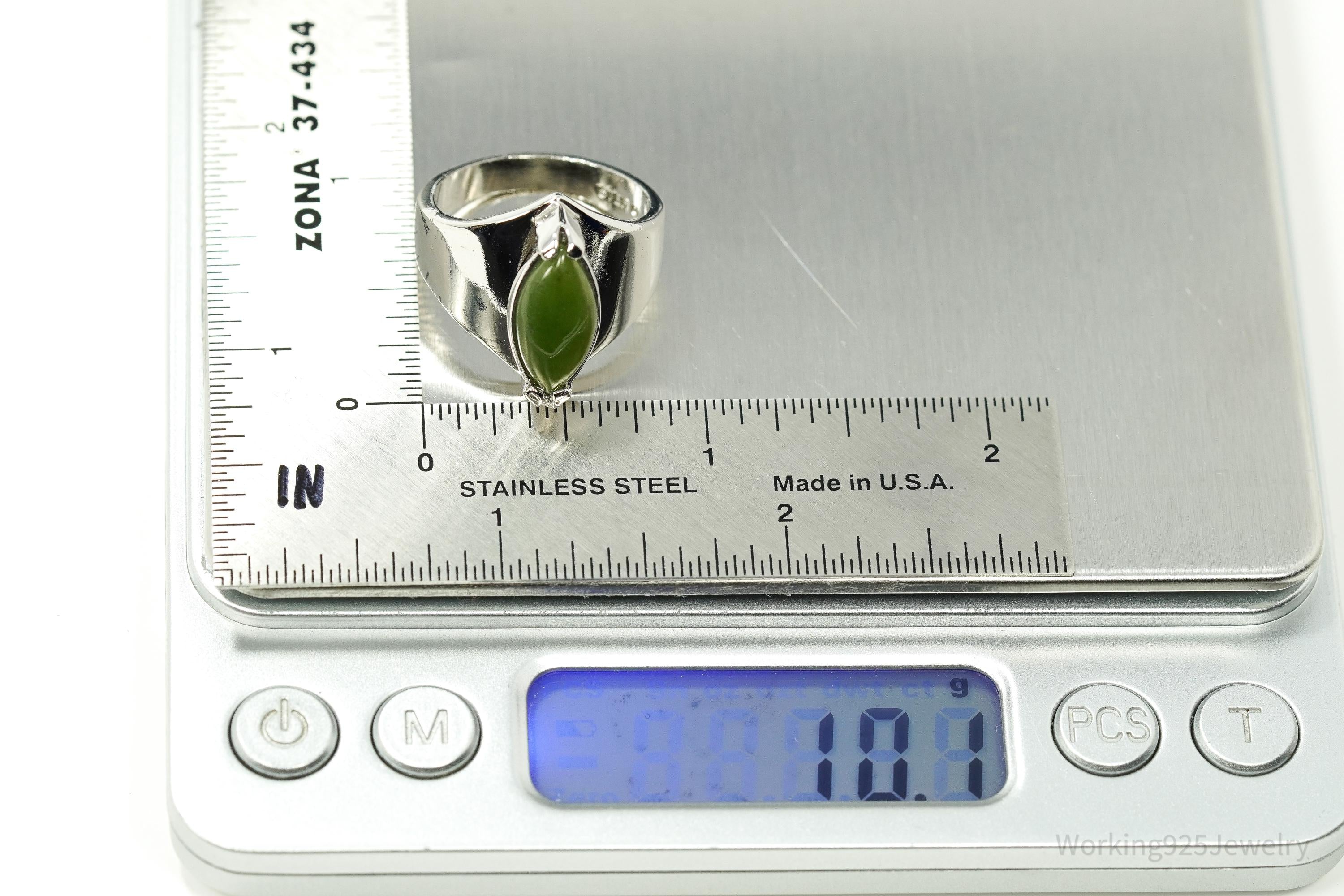 Vintage Nephrite Jade Sterling Silver Ring - Size 9.5