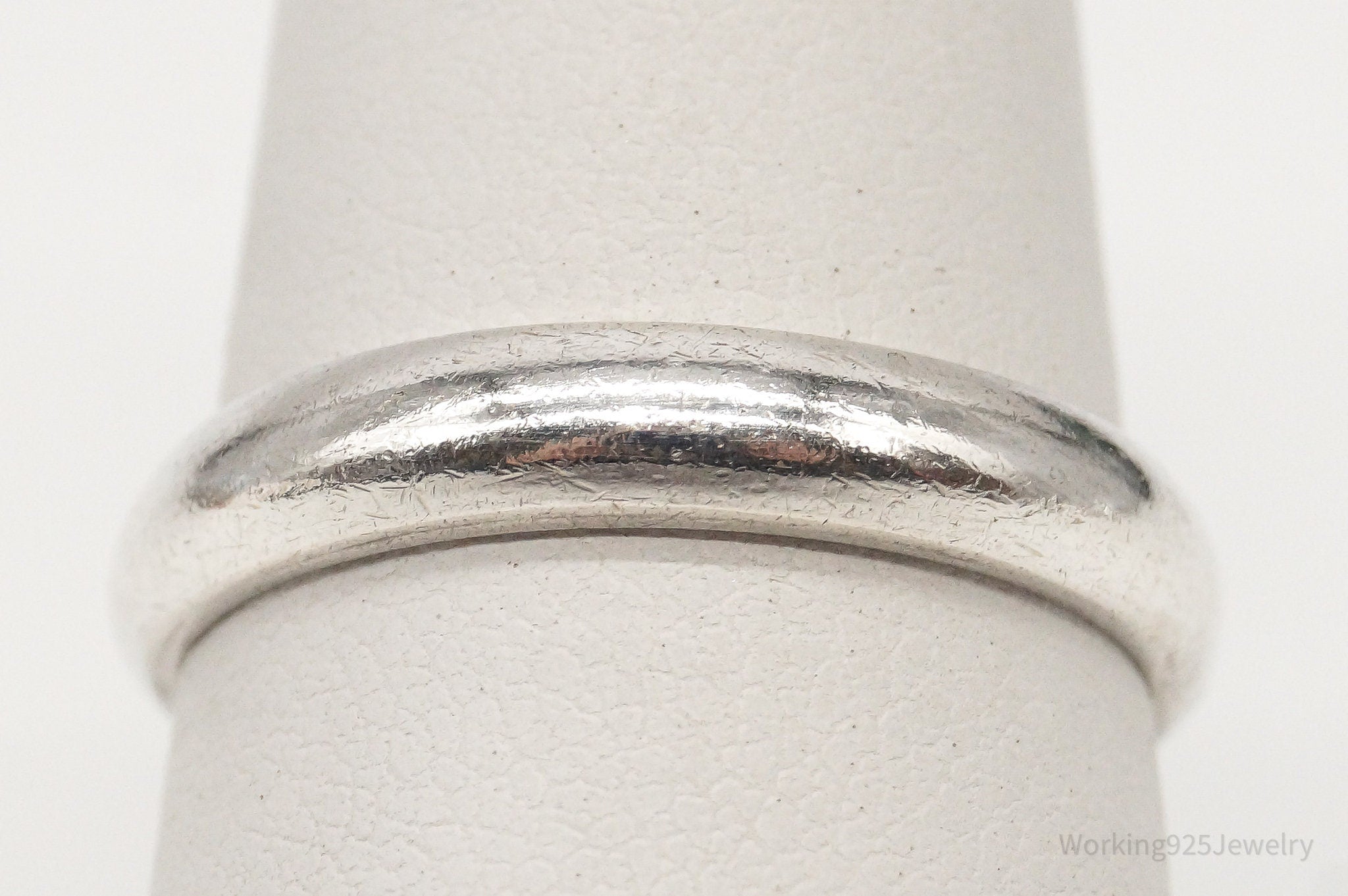 Vintage Sleek Sterling Silver Band Ring - Size 7.75