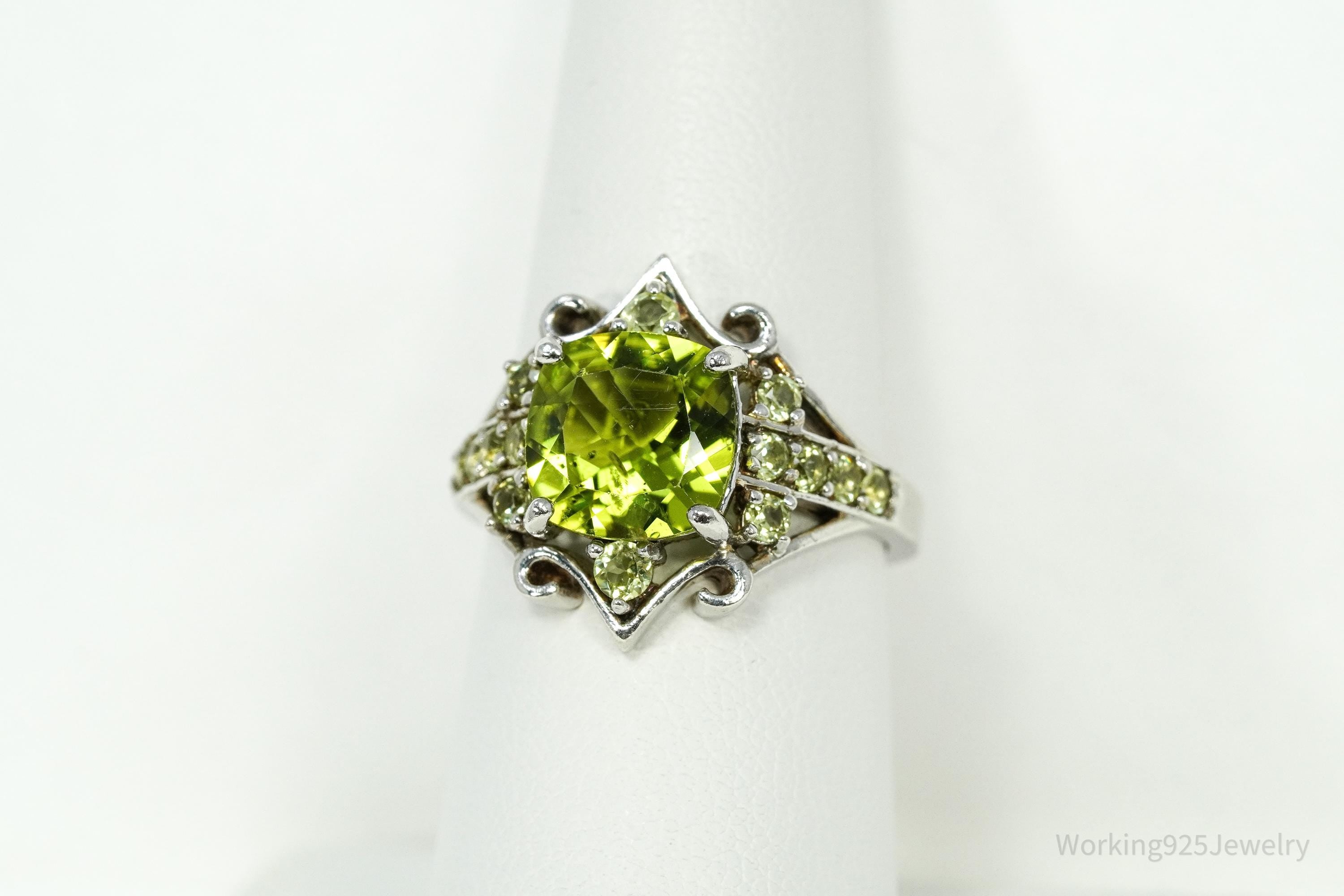 Vintage DK Peridot Sterling Silver Ring - Size 6.75