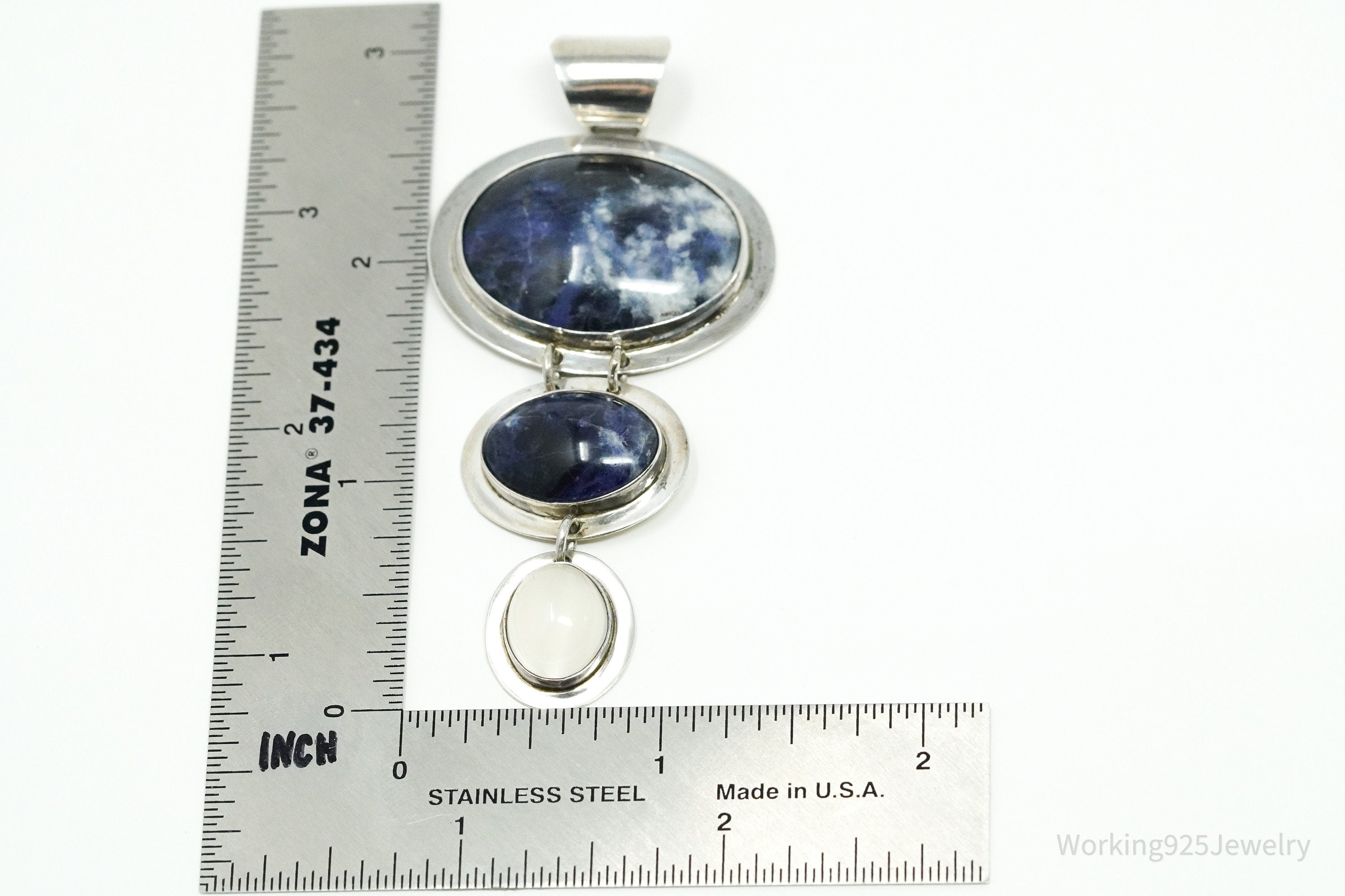 Large Vintage Native American Robert & Noreen Kelly Sterling Silver Pendant