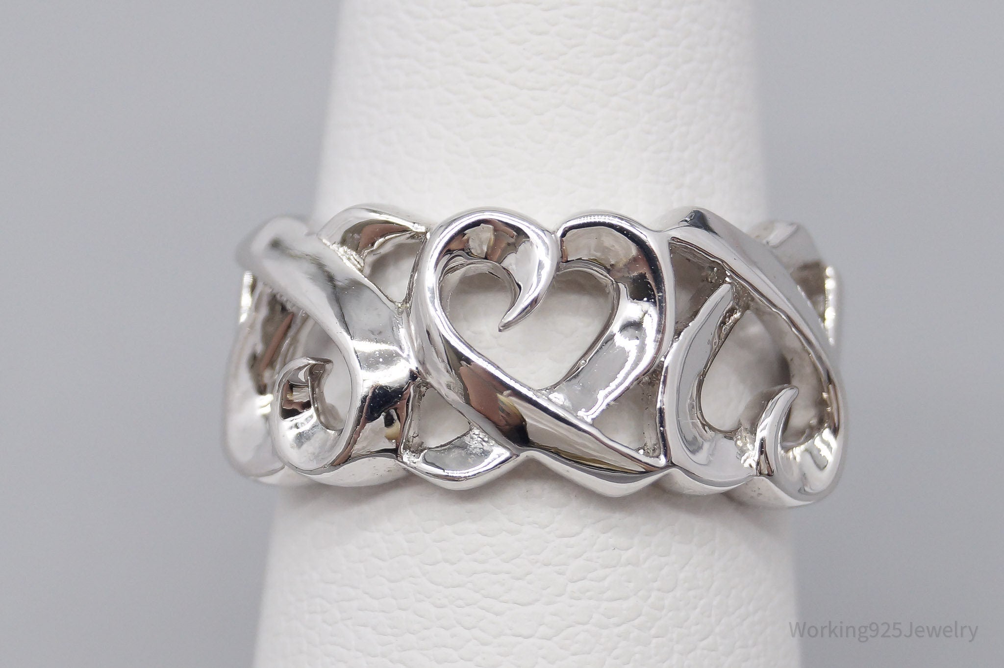 Vintage Hearts Pattern Sterling Silver Band Ring - Size 5.75