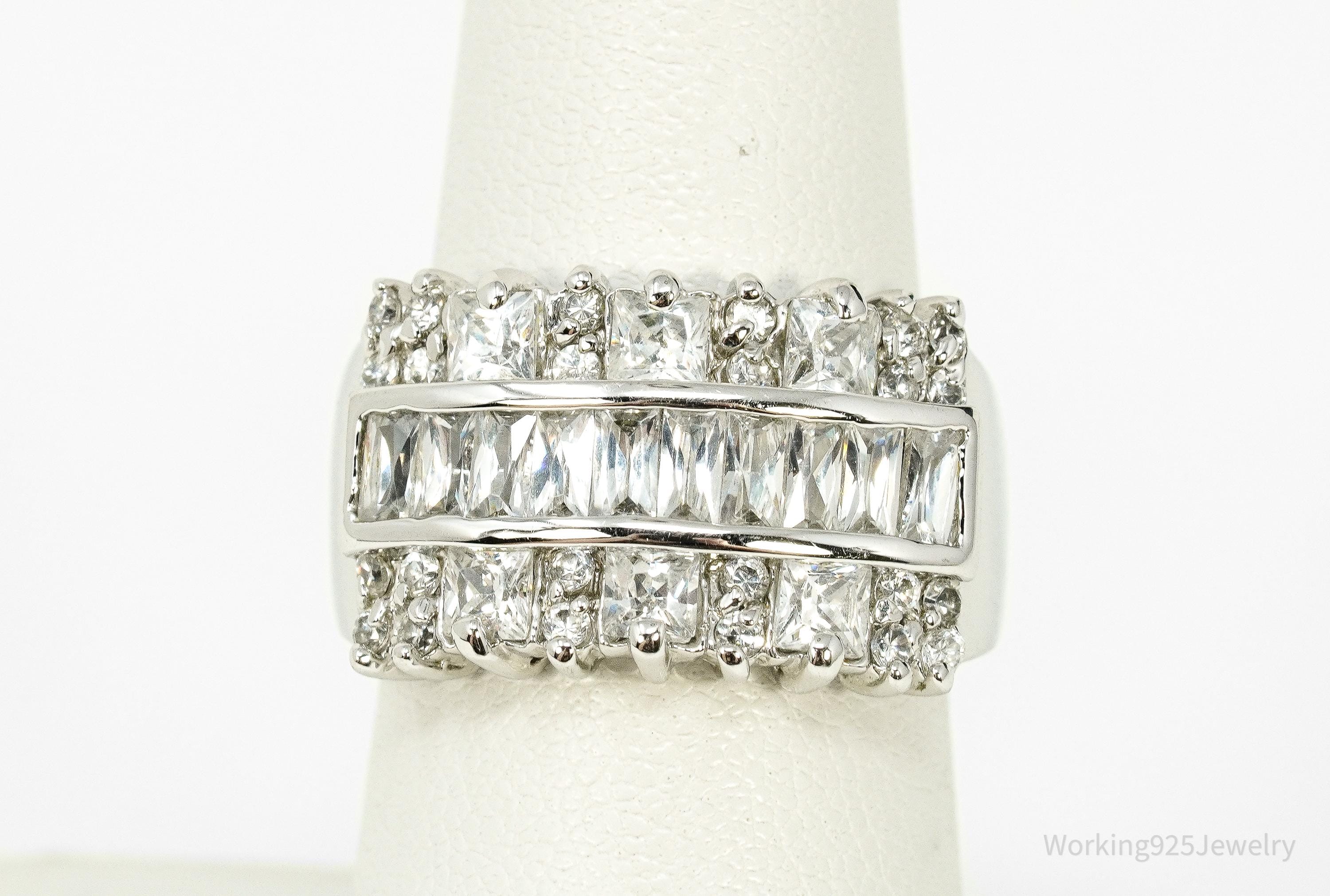 Vintage Cubic Zirconia Sterling Silver Ring - Size 7.25