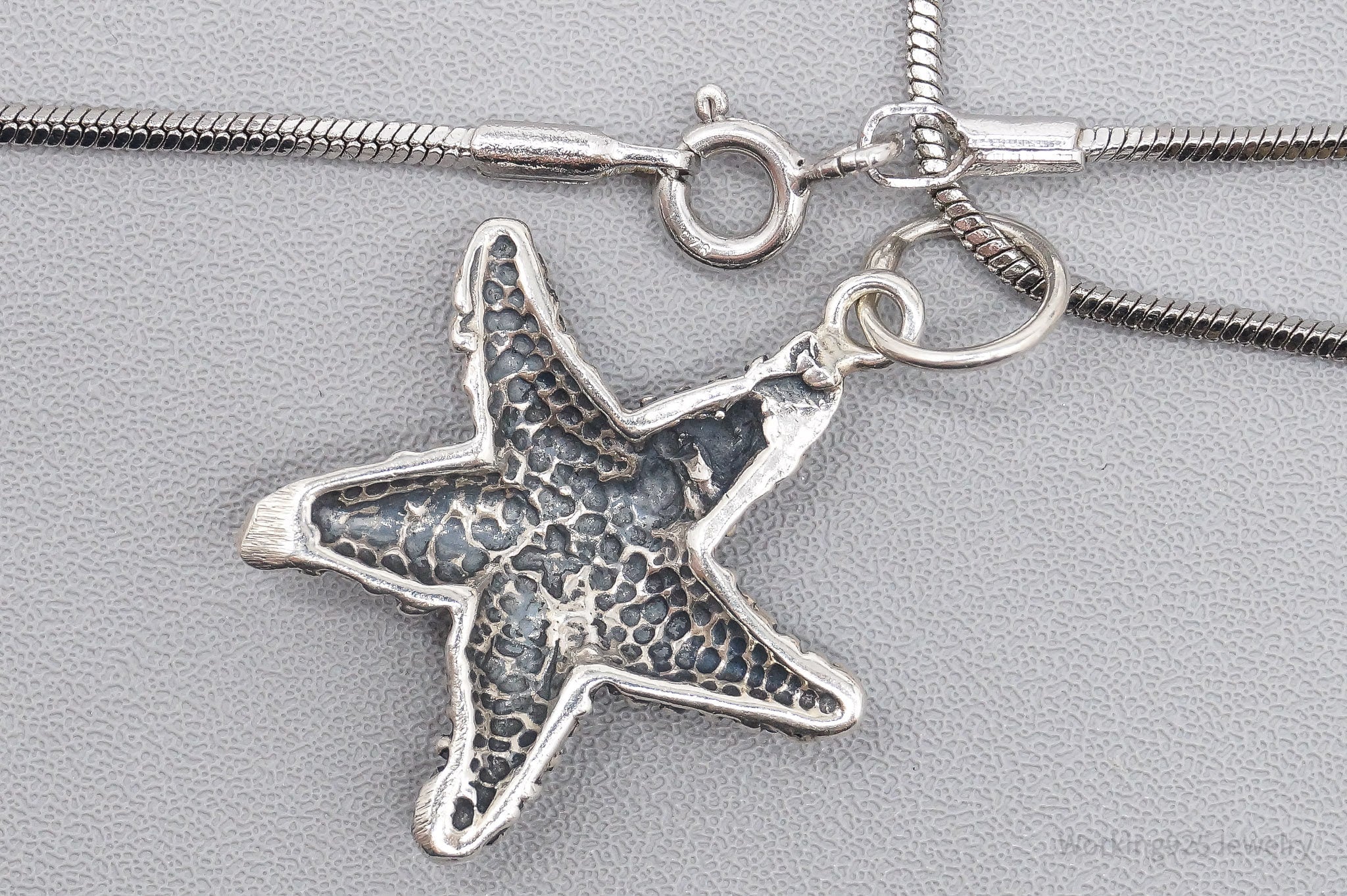 Vintage Starfish Sterling Silver Necklace 16"