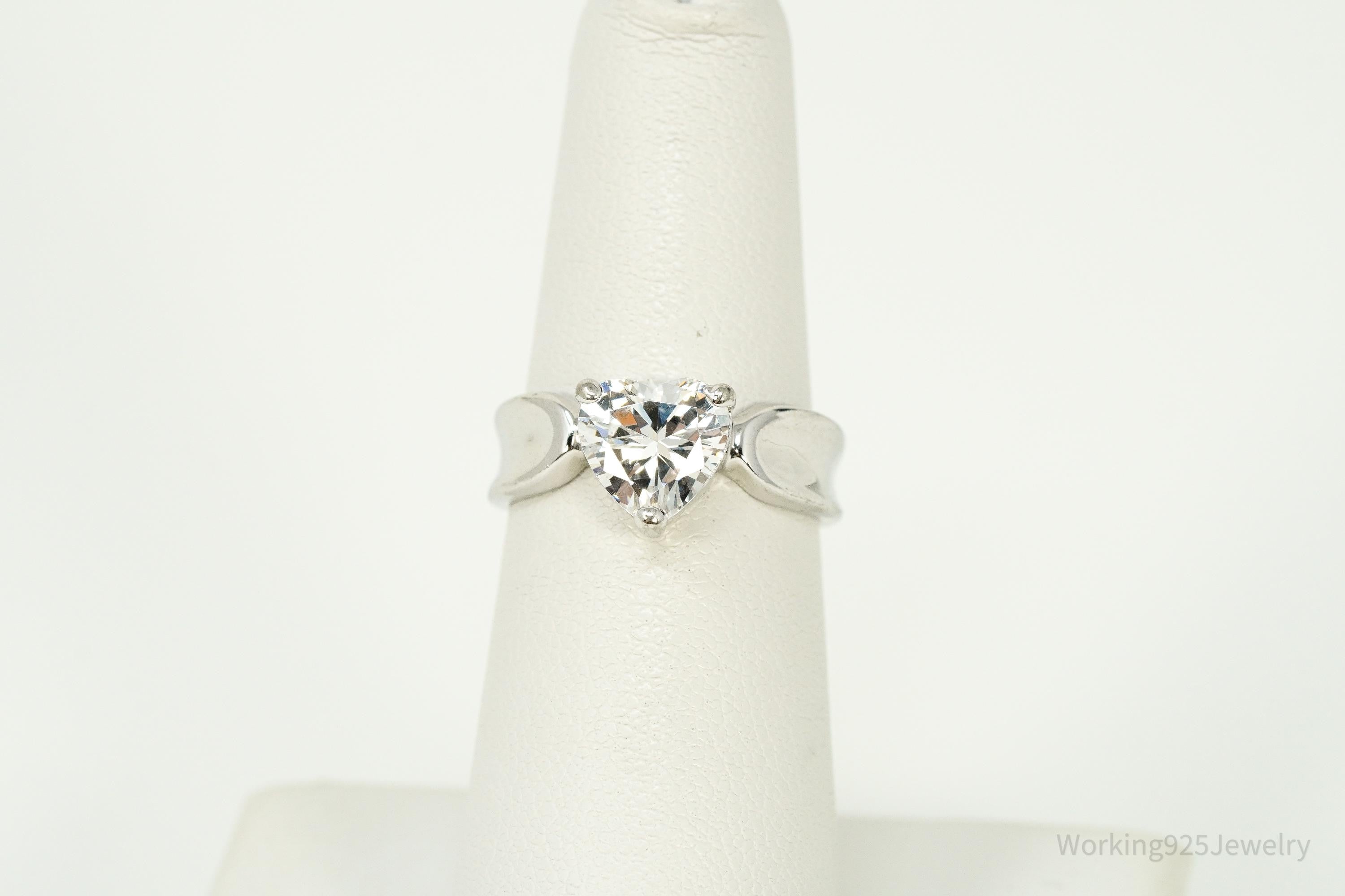 Vintage Cubic Zirconia Heart Sterling Silver Ring - Size 6