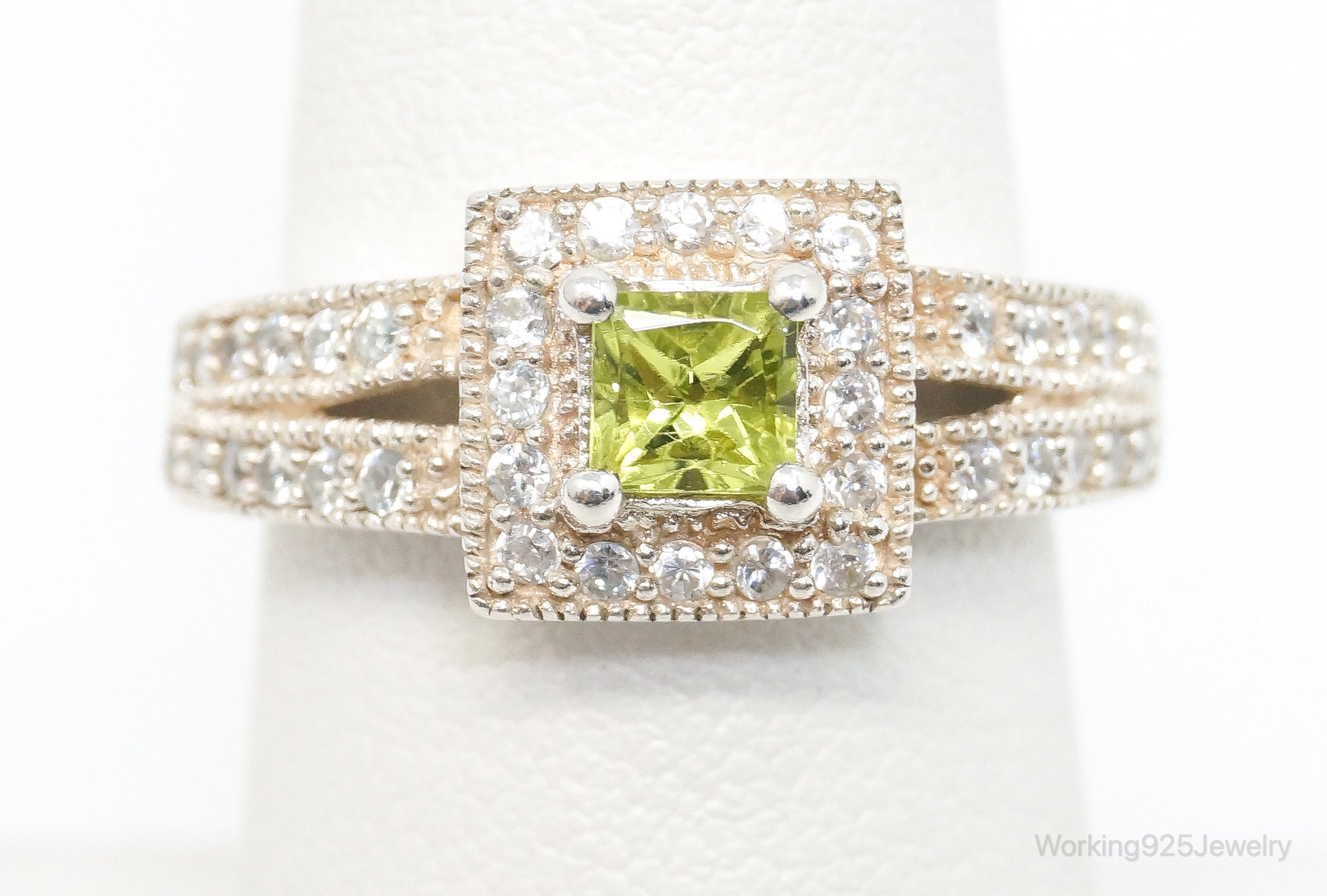 Vintage Peridot Cubic Zirconia Sterling Silver Ring - Size 6.75