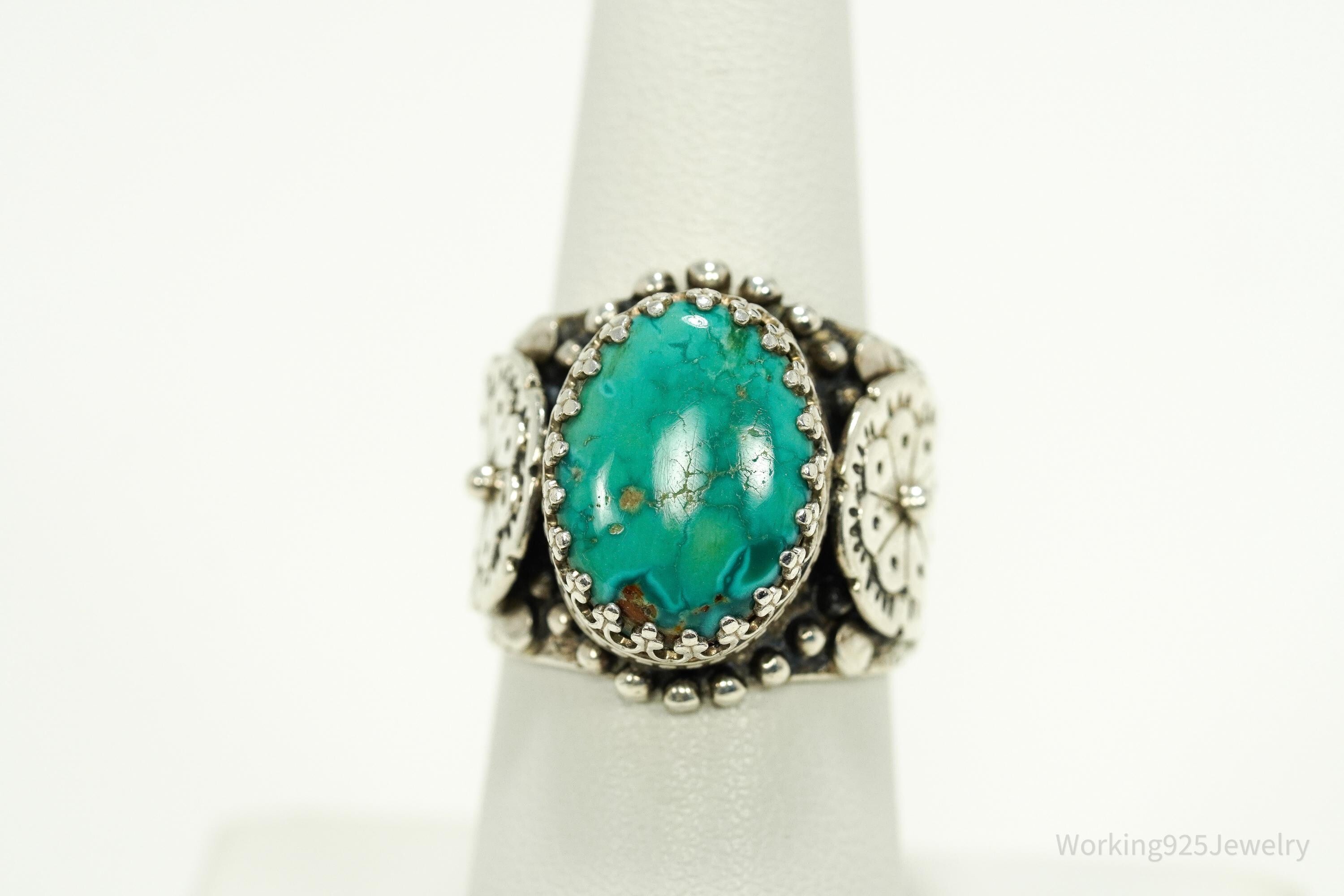 Vintage Turquoise Sterling Silver Detailed Ring - Size 7.25