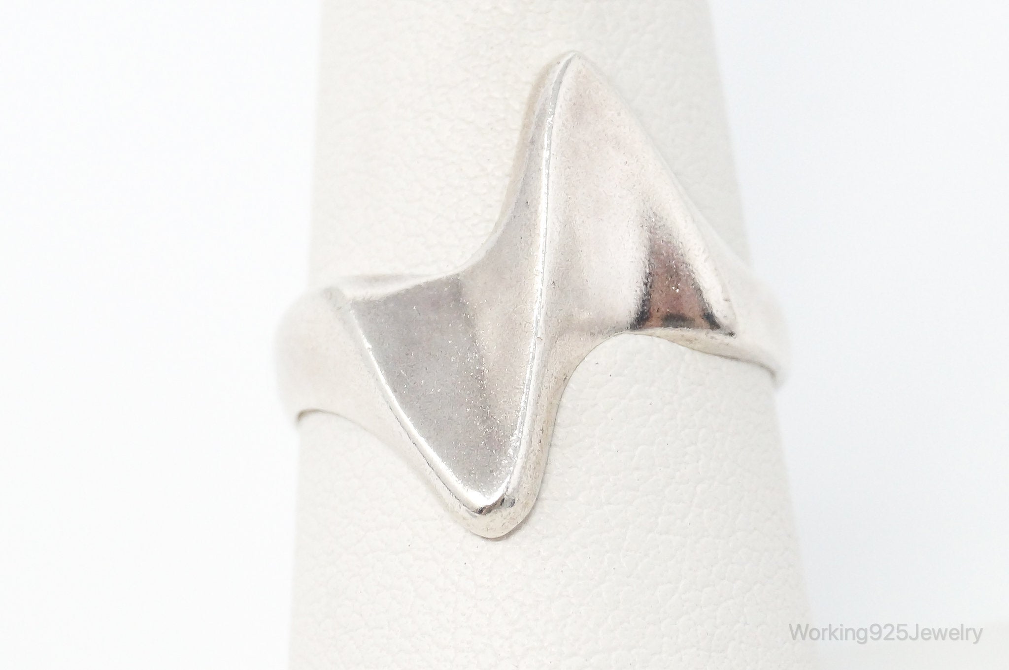 Vintage Modernist Style Wave Minimalist Sterling Silver Ring - Size 8