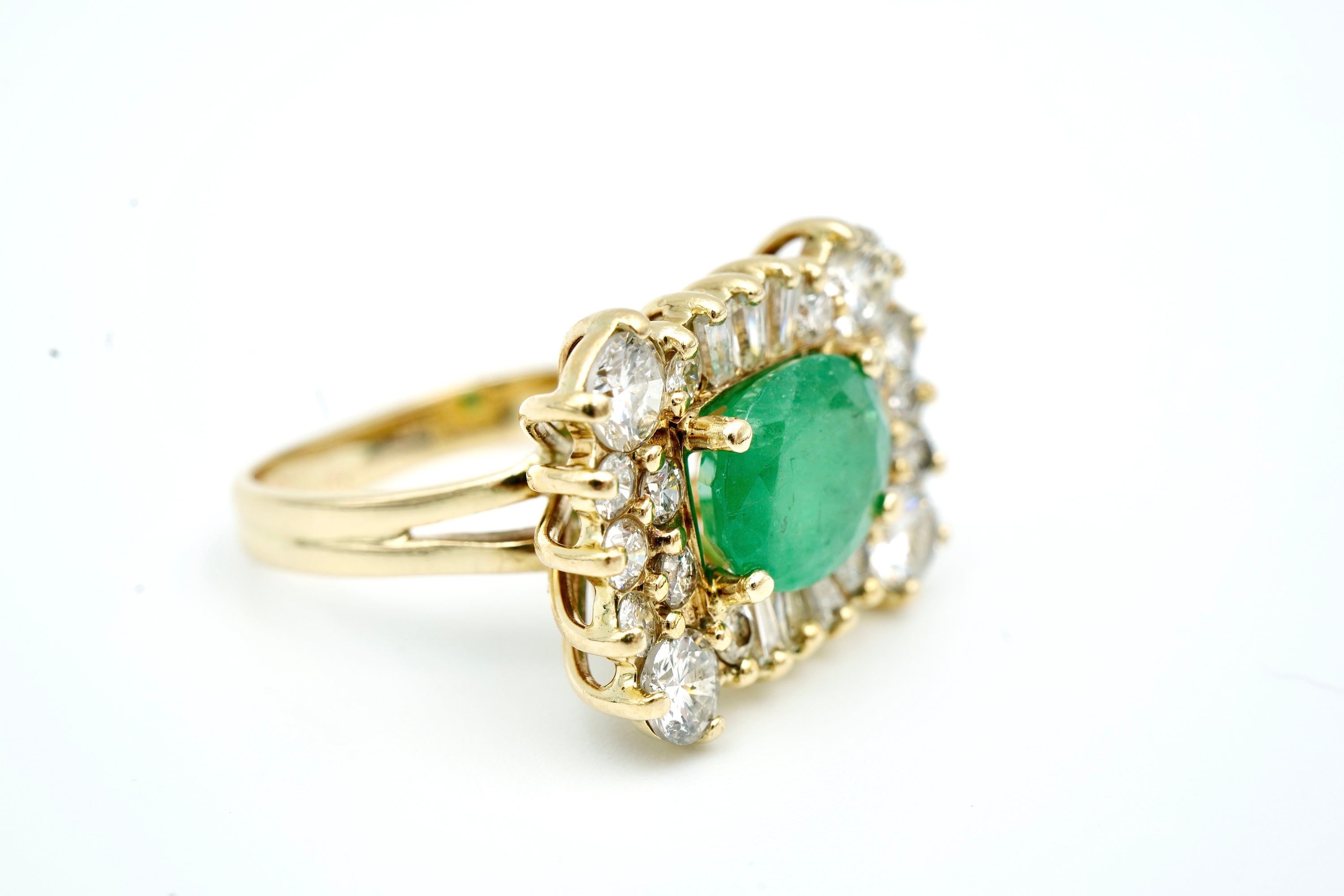 14K Yellow Gold 4.24 ct Emerald & Diamond Ring