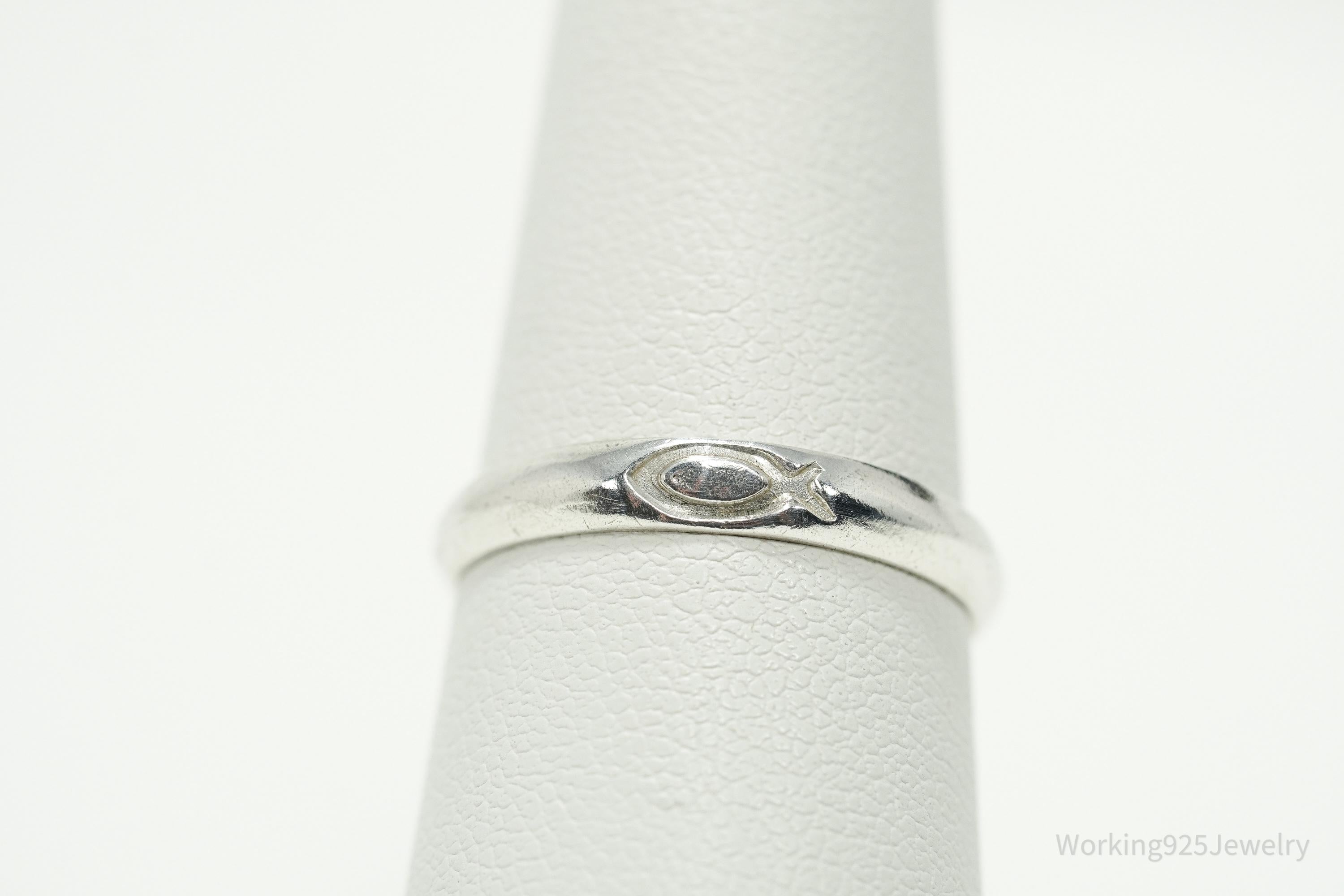 Vintage Ichthus Fish Sterling Silver Band Ring - Size 7.25