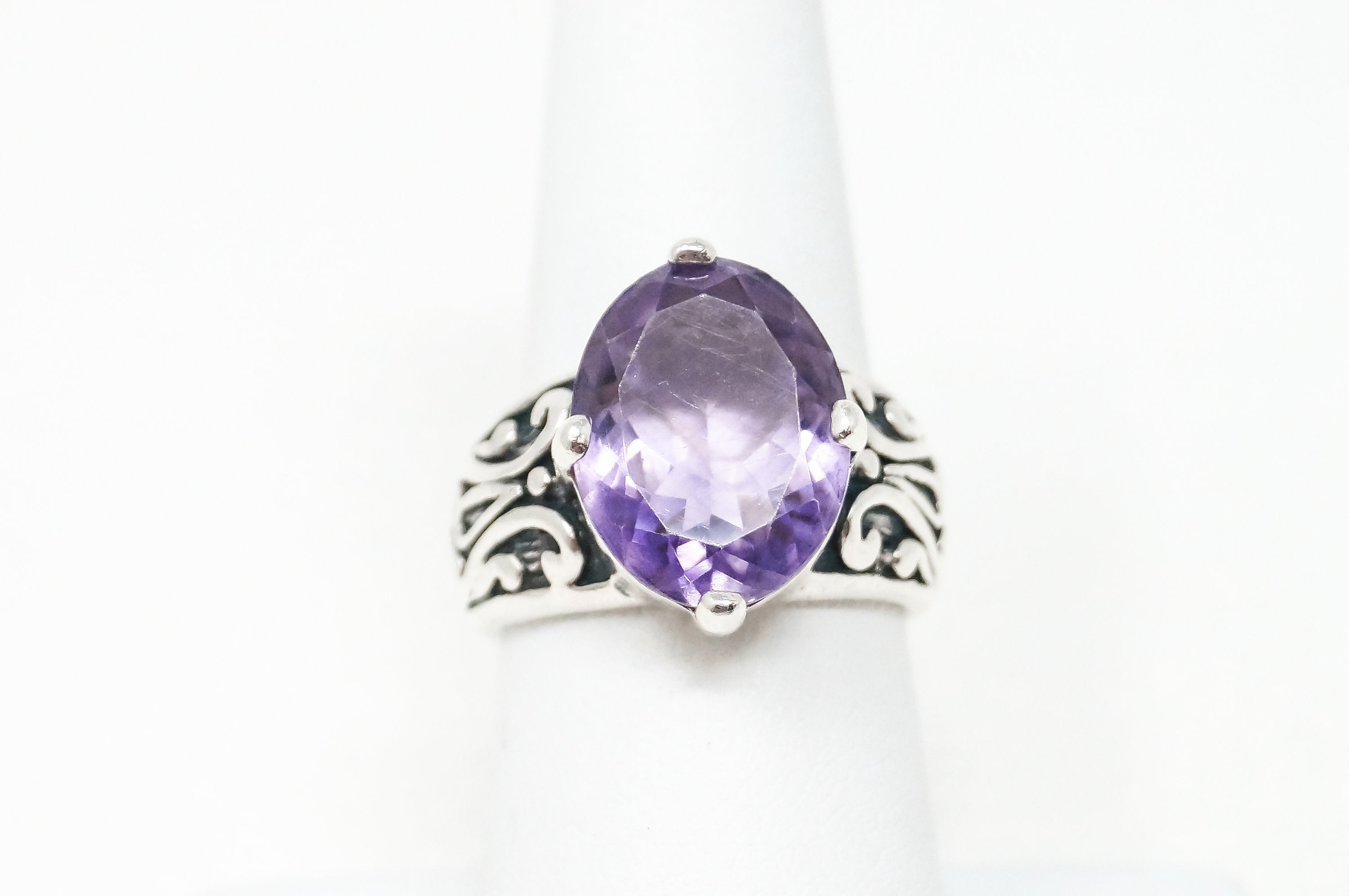 Vintage Purple Amethyst Scroll Sterling Silver Ring - Sz 7.5 - 798897203