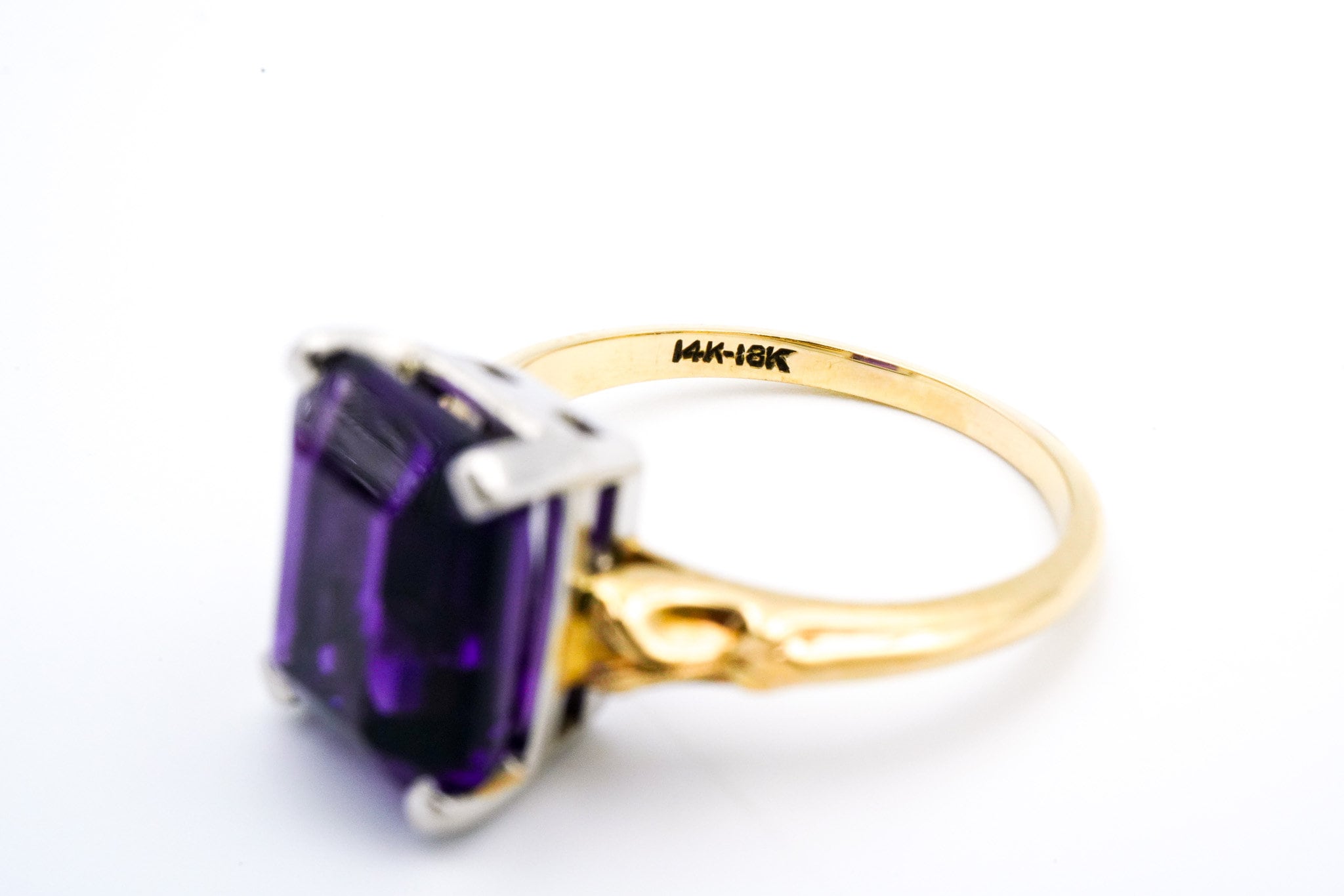 18K Yellow & 14K White Gold and Amethyst Cocktail Ring - Size 6 3/4