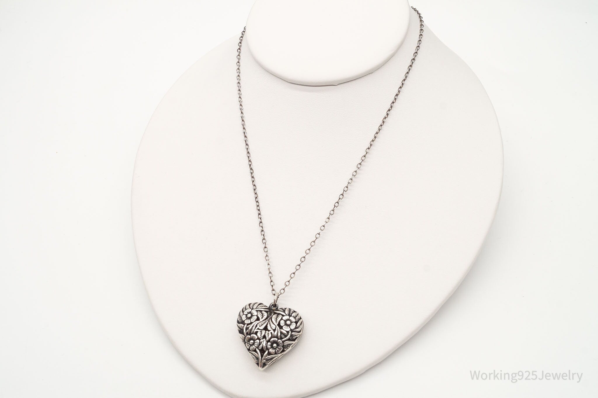 Vintage Large Heart and Flowers Sterling Silver Necklace