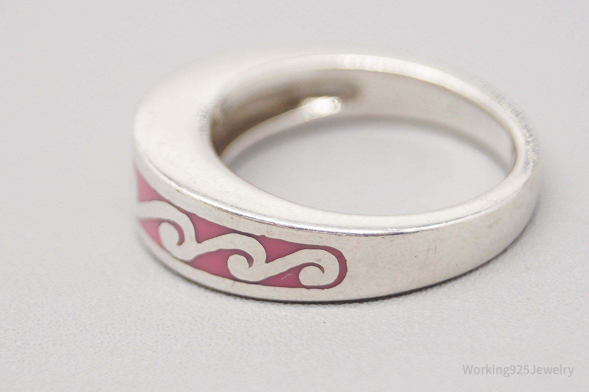 Vintage Scrolls & Swirls Pink Enamel Sterling Silver Band Ring - Size 7.75