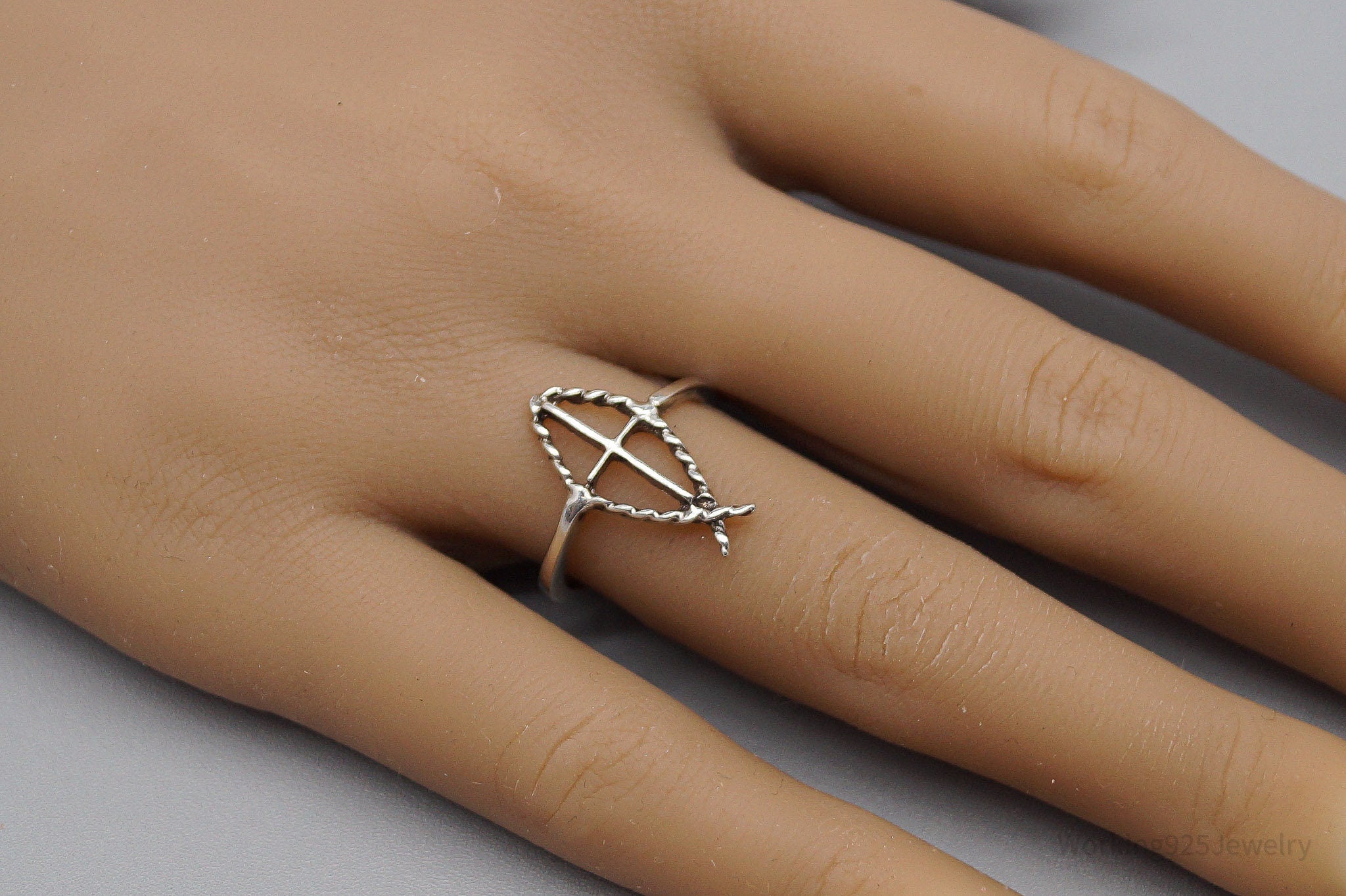 Vintage Ichthus Fish Cross Sterling Silver Ring - Size 7.25