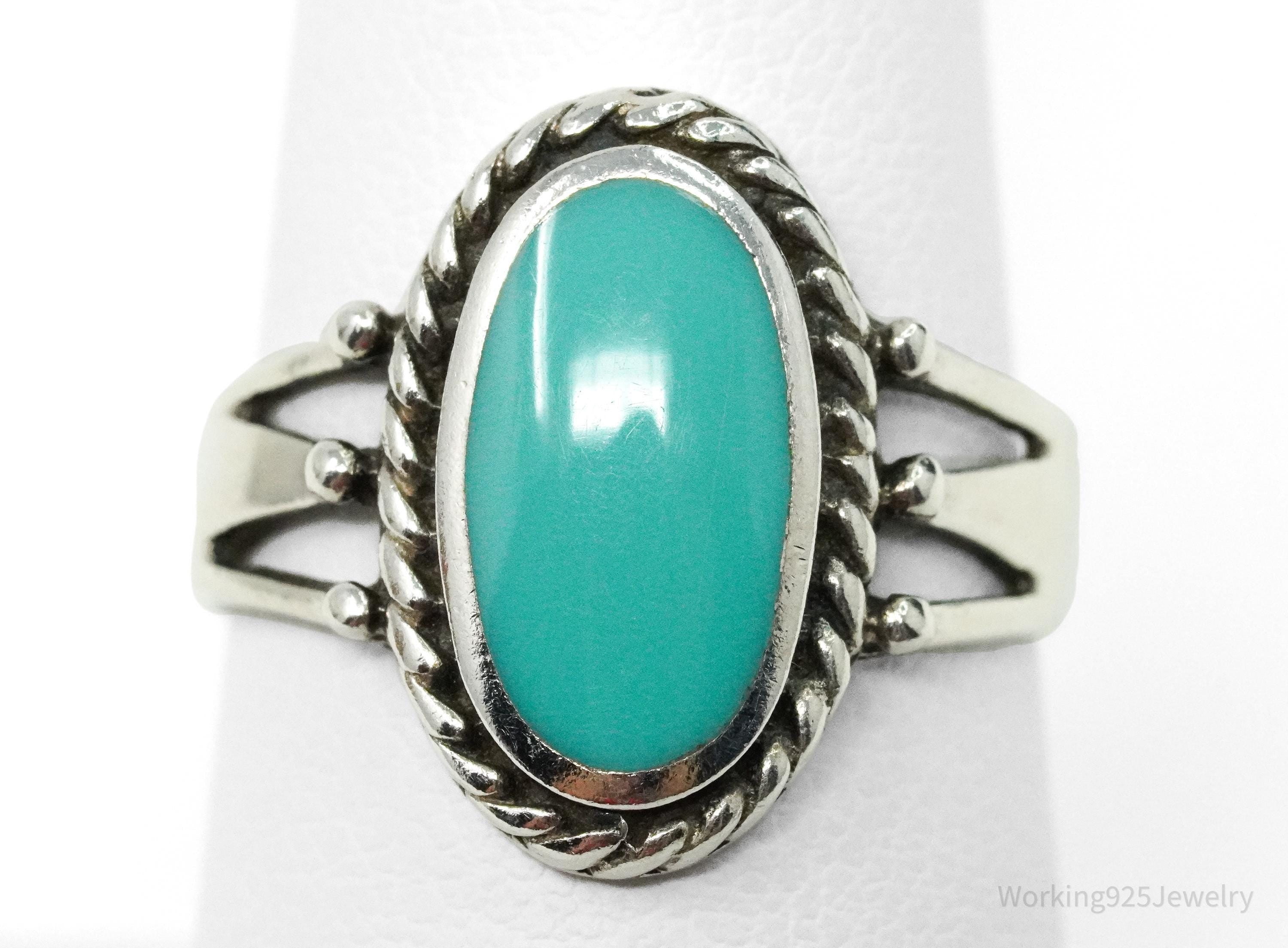 Vintage Southwestern Style Sterling Silver Ring - Size 7.75
