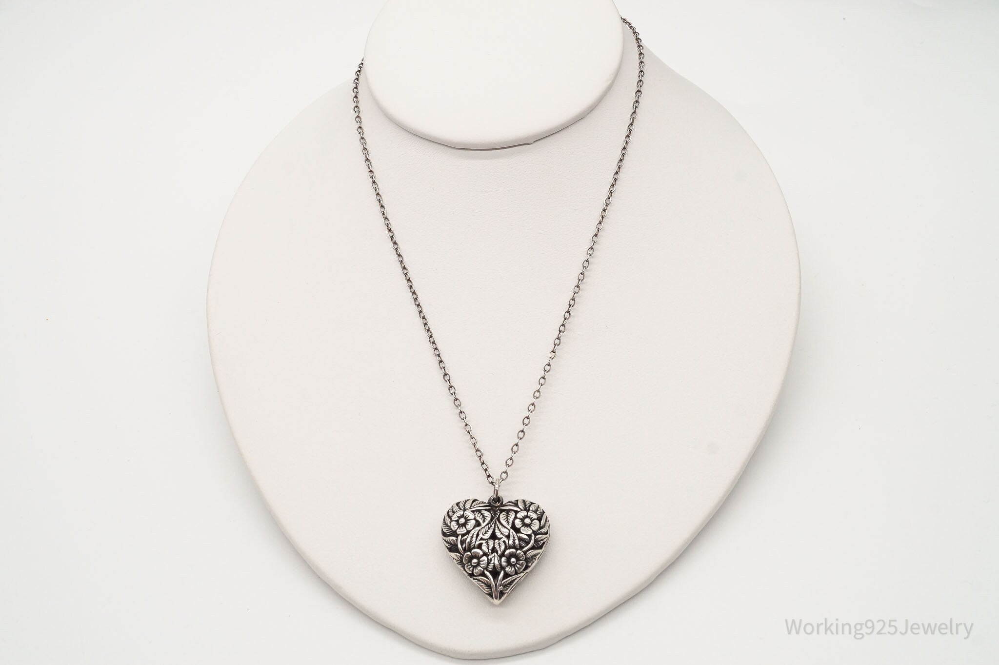 Vintage Large Heart and Flowers Sterling Silver Necklace