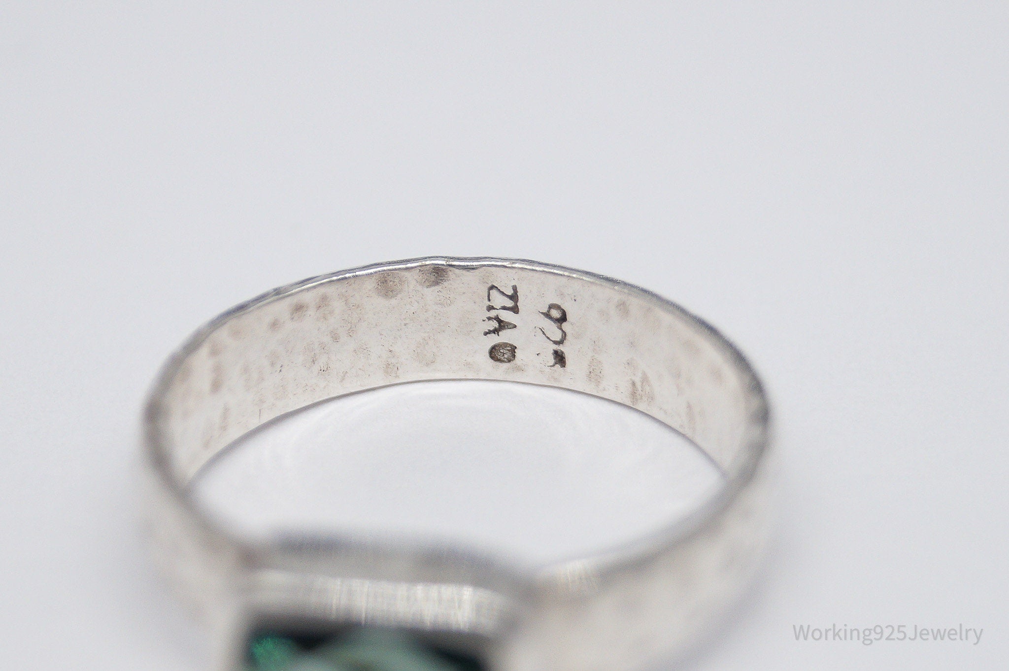 Vintage Green Quartz Sterling Silver Ring - Size 6.75