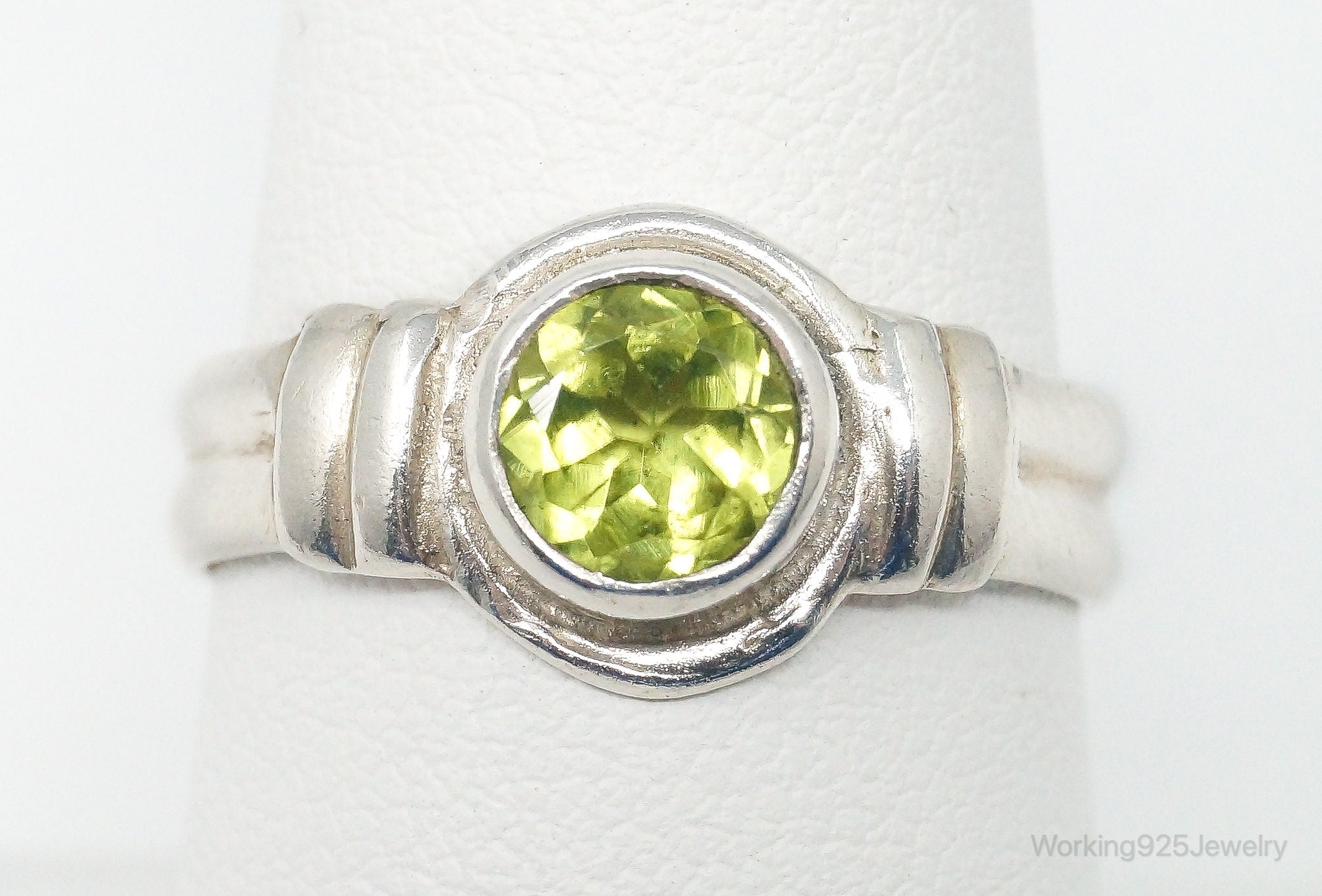 Vintage Peridot Sterling Silver Ring - Size 8.75