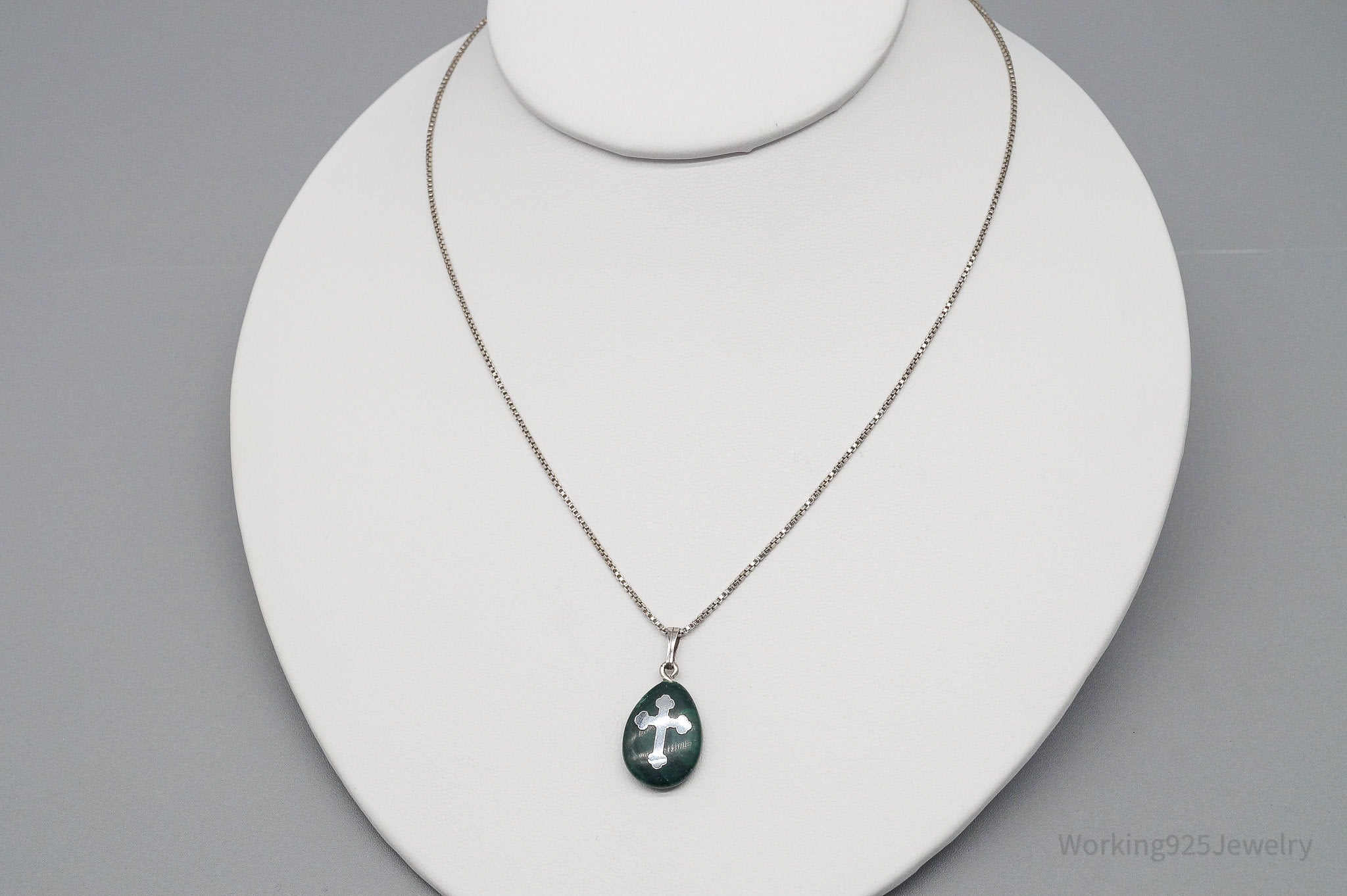 Vintage Cross On Malachite Sterling Silver Necklace - 18"