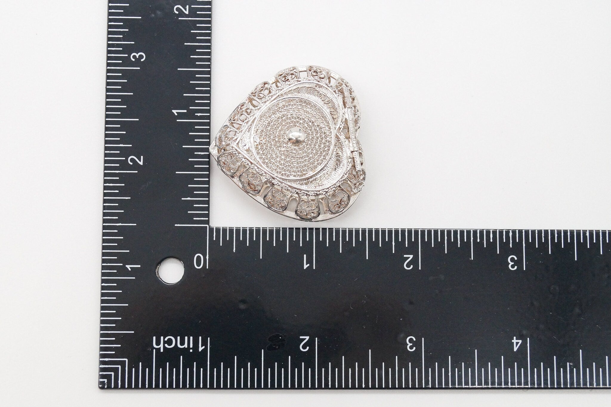 Antique Silver Filigree Heart Pill Snuff Beauty Rosary Box