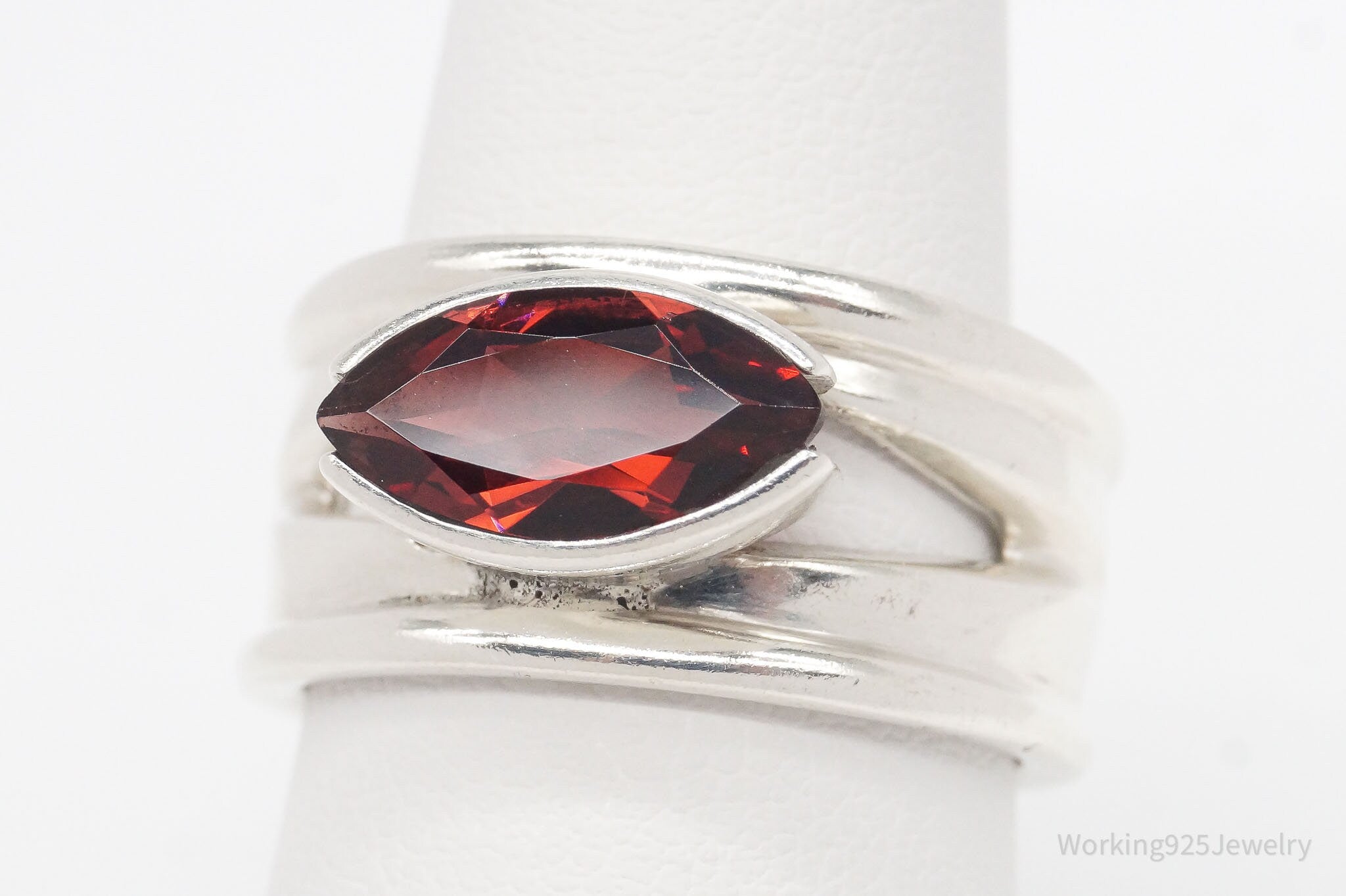 Vintage Garnet Sterling Silver Ring - Size 7.75