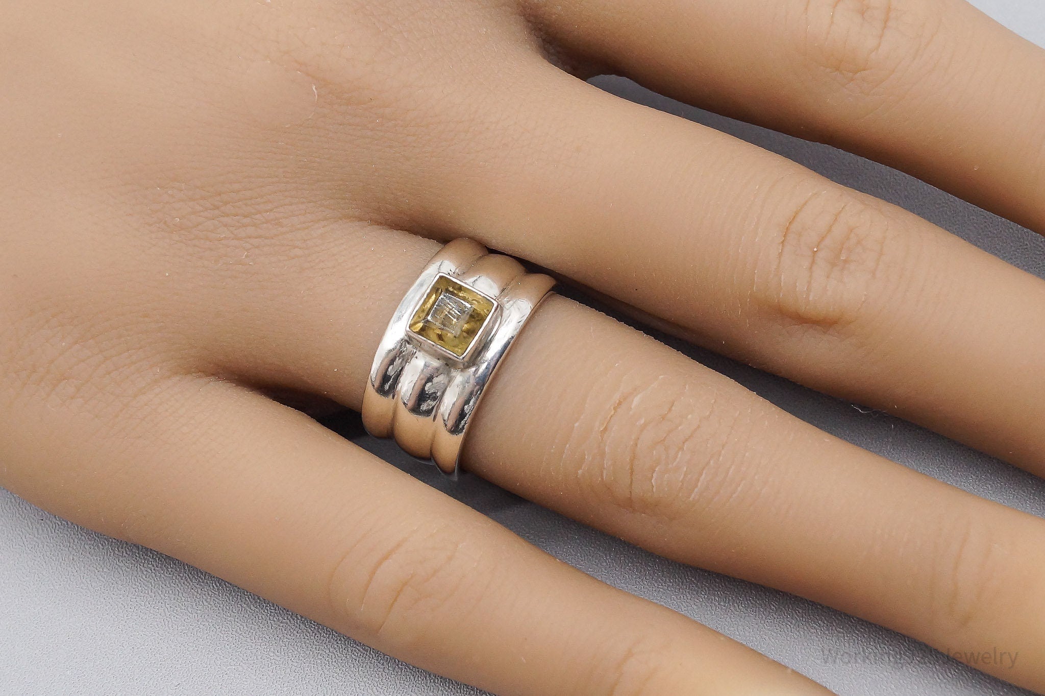 Vintage Citrine Sterling Silver Band Ring - Size 6.75