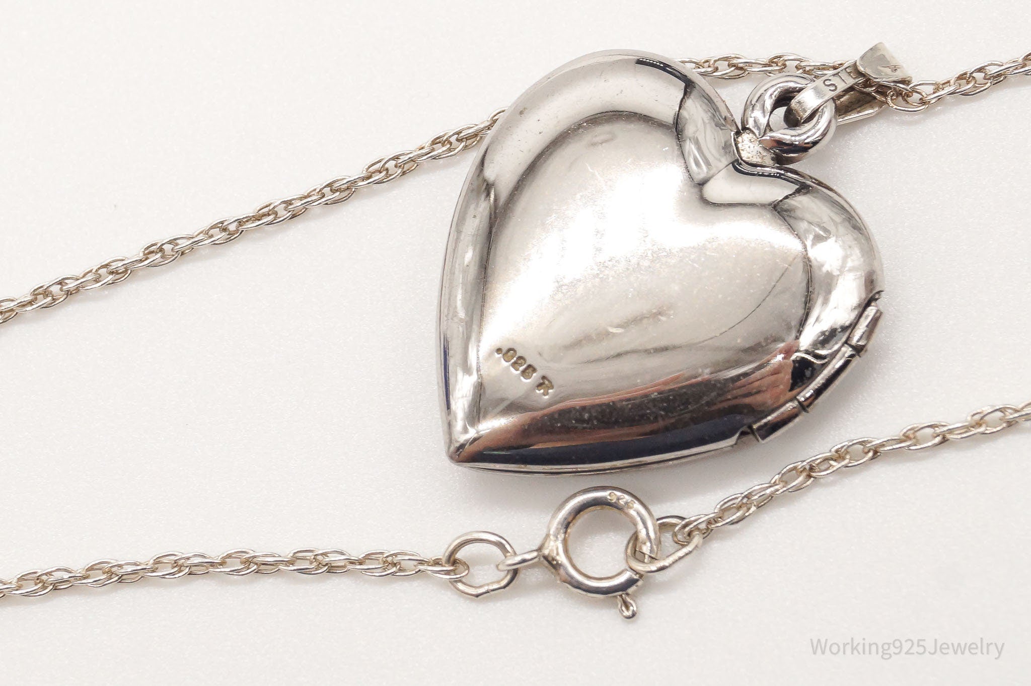 Vintage "Mom" Picture Locket Heart Sterling Silver Necklace