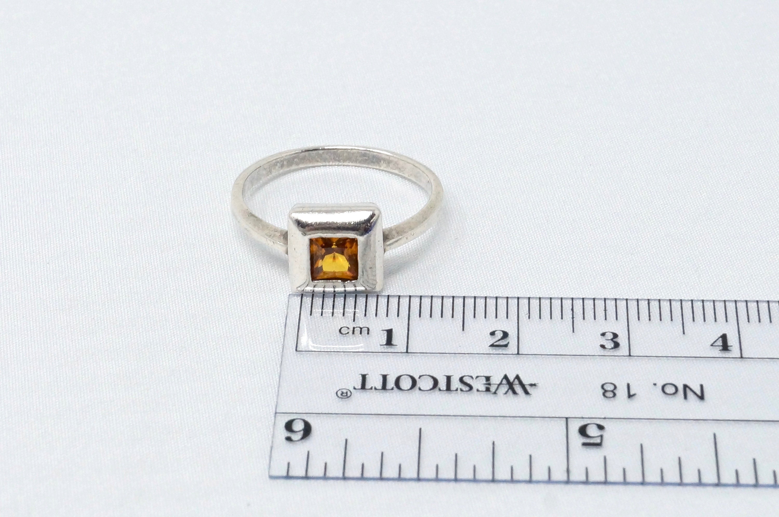 Vintage Modernist Style Orange Citrine Elegant Sterling Silver Ring - Size 7.75