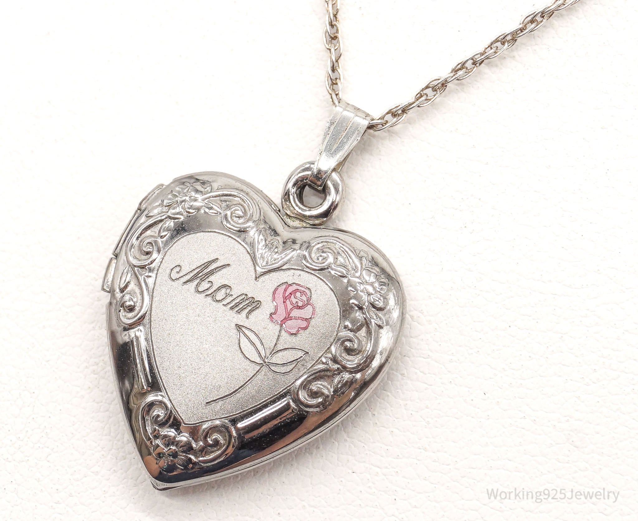 Vintage "Mom" Picture Locket Heart Sterling Silver Necklace