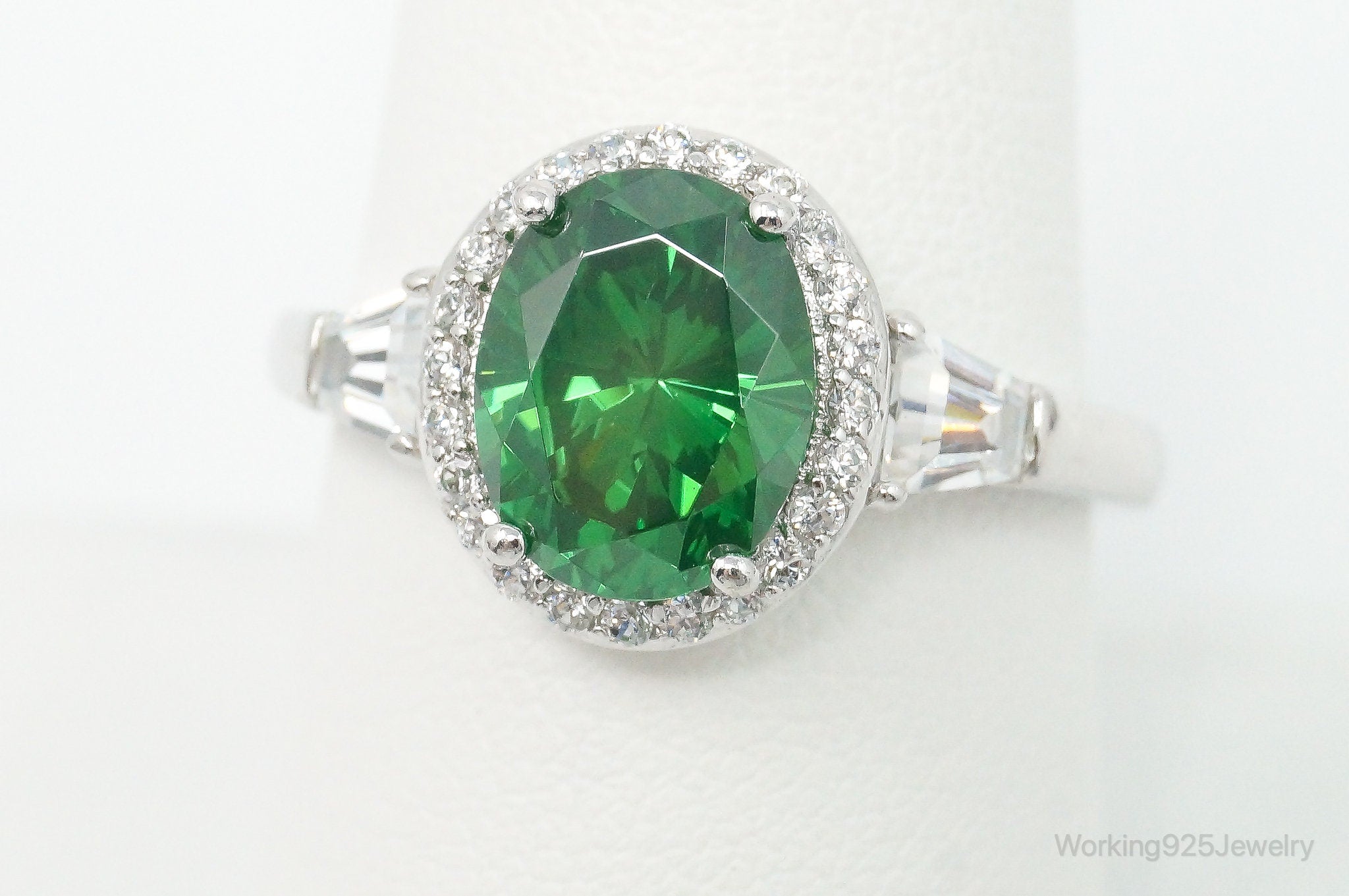 Vintage Large Green Cubic Zirconia Sterling Silver Ring - Size 9.25