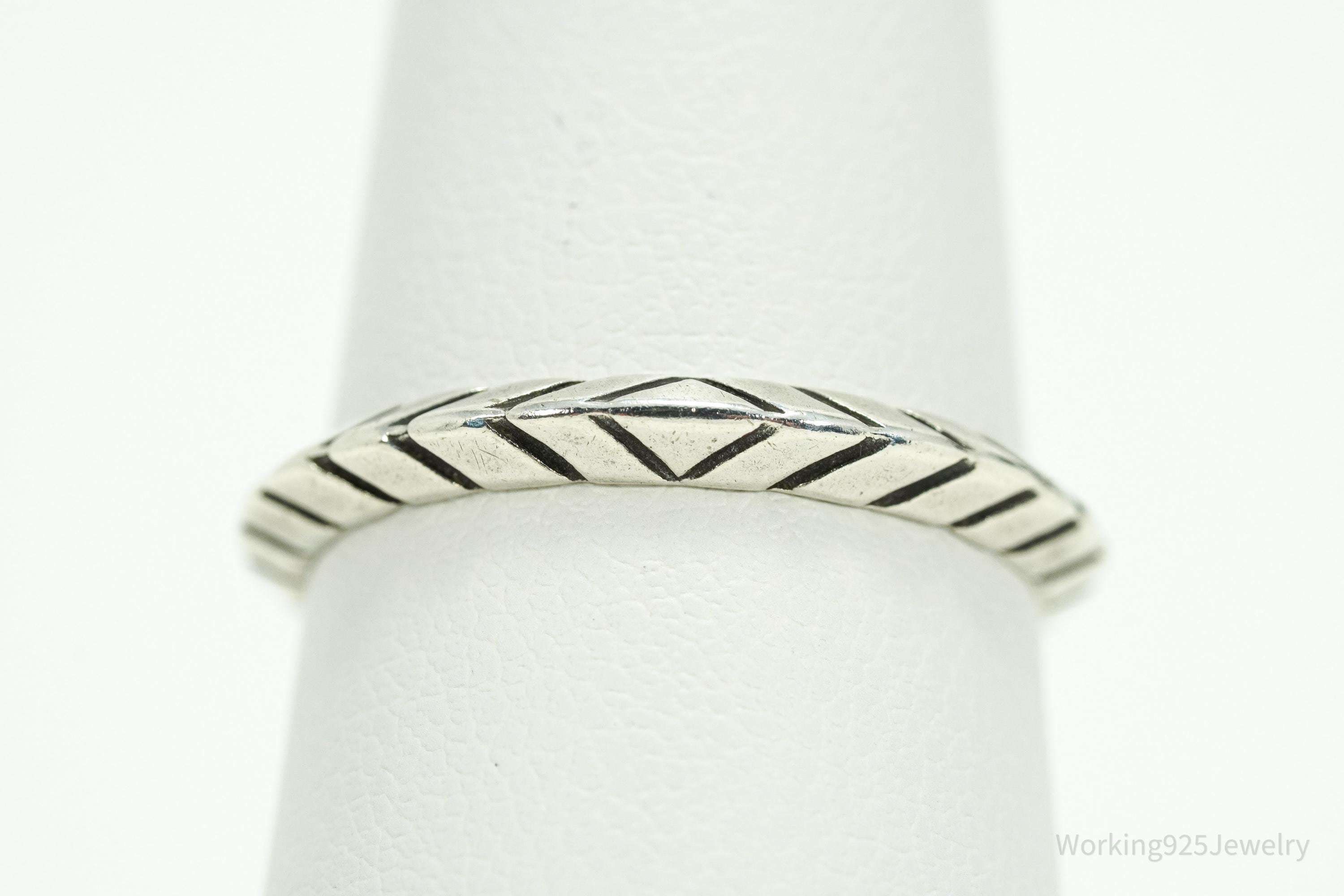 Vintage Native Designer Carolyn Pollack Sterling Silver Band Ring Size 7.75