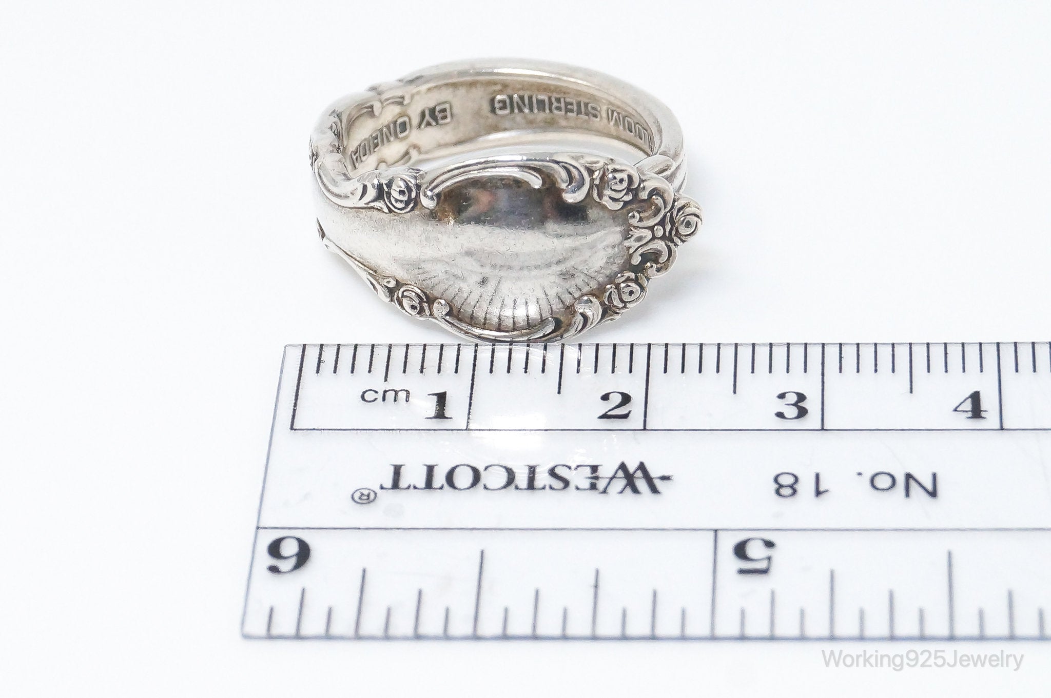 Vintage Oneida "Heirloom" Sterling Silver Floral Pattern Spoon Ring - Size 7.75