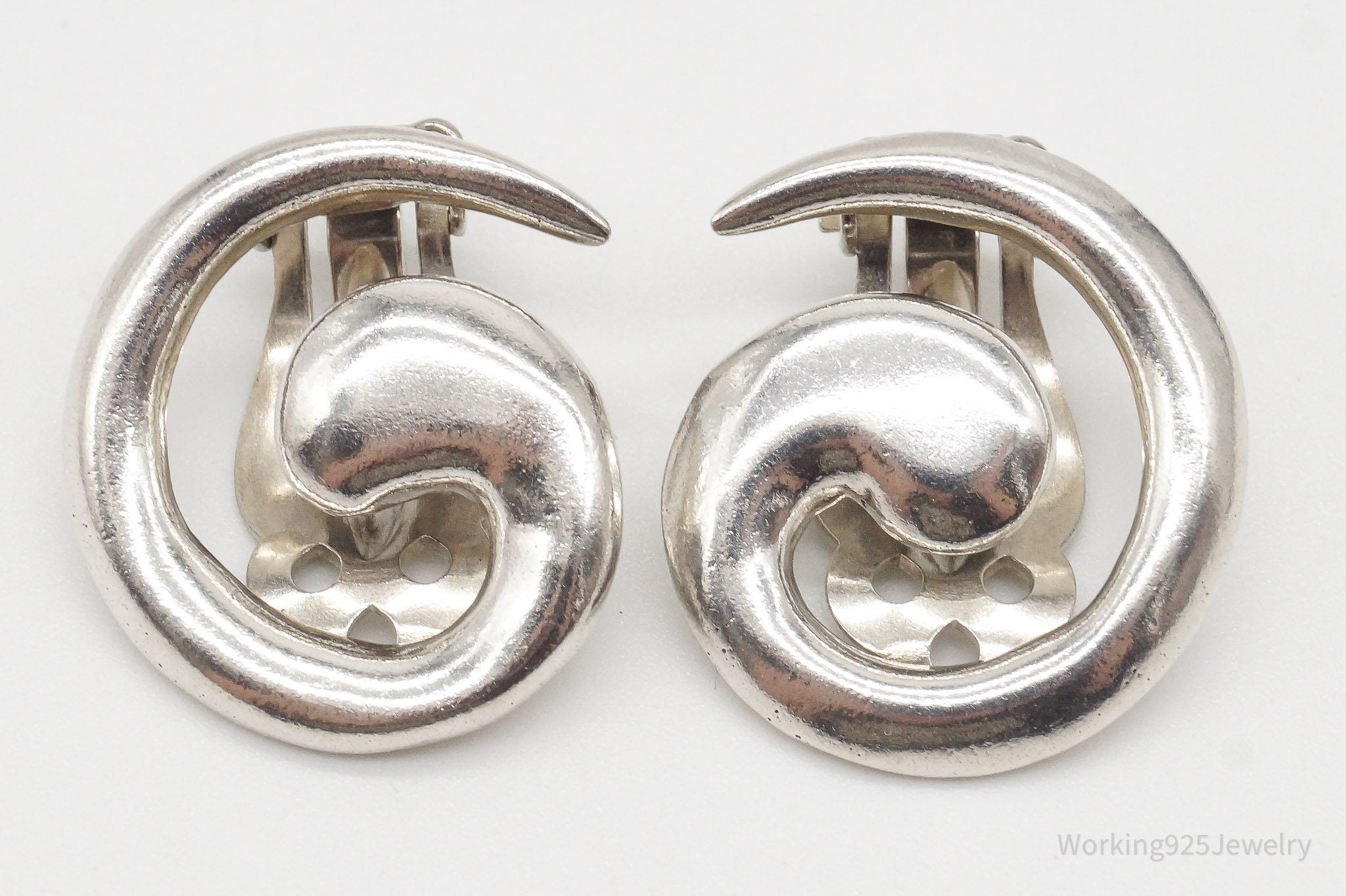 Vintage Native American LM Spiral Sterling Silver Clip On Earrings