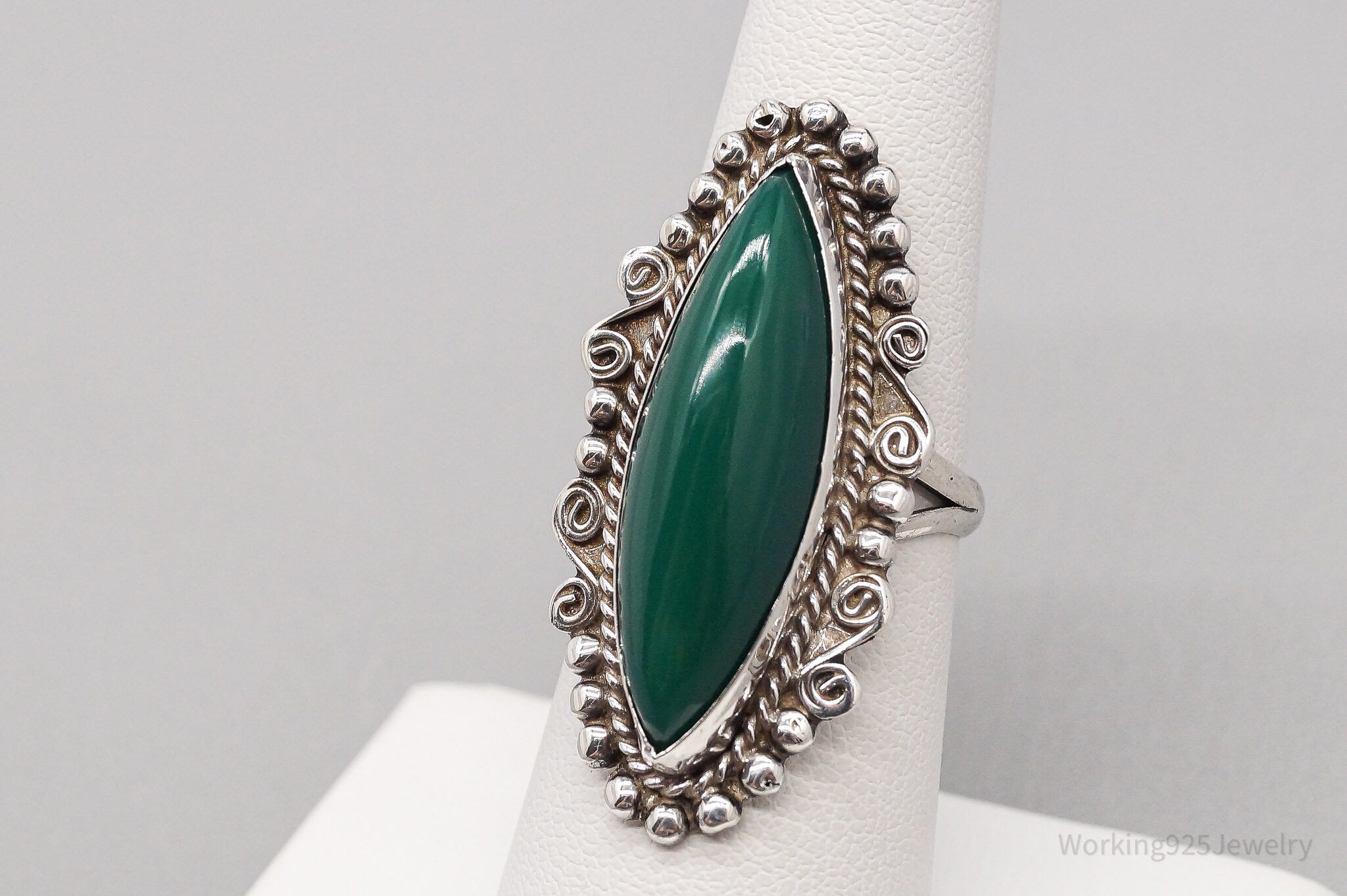 Vintage Mexico Green Onyx Southwestern Silver Ring - Size 6.25