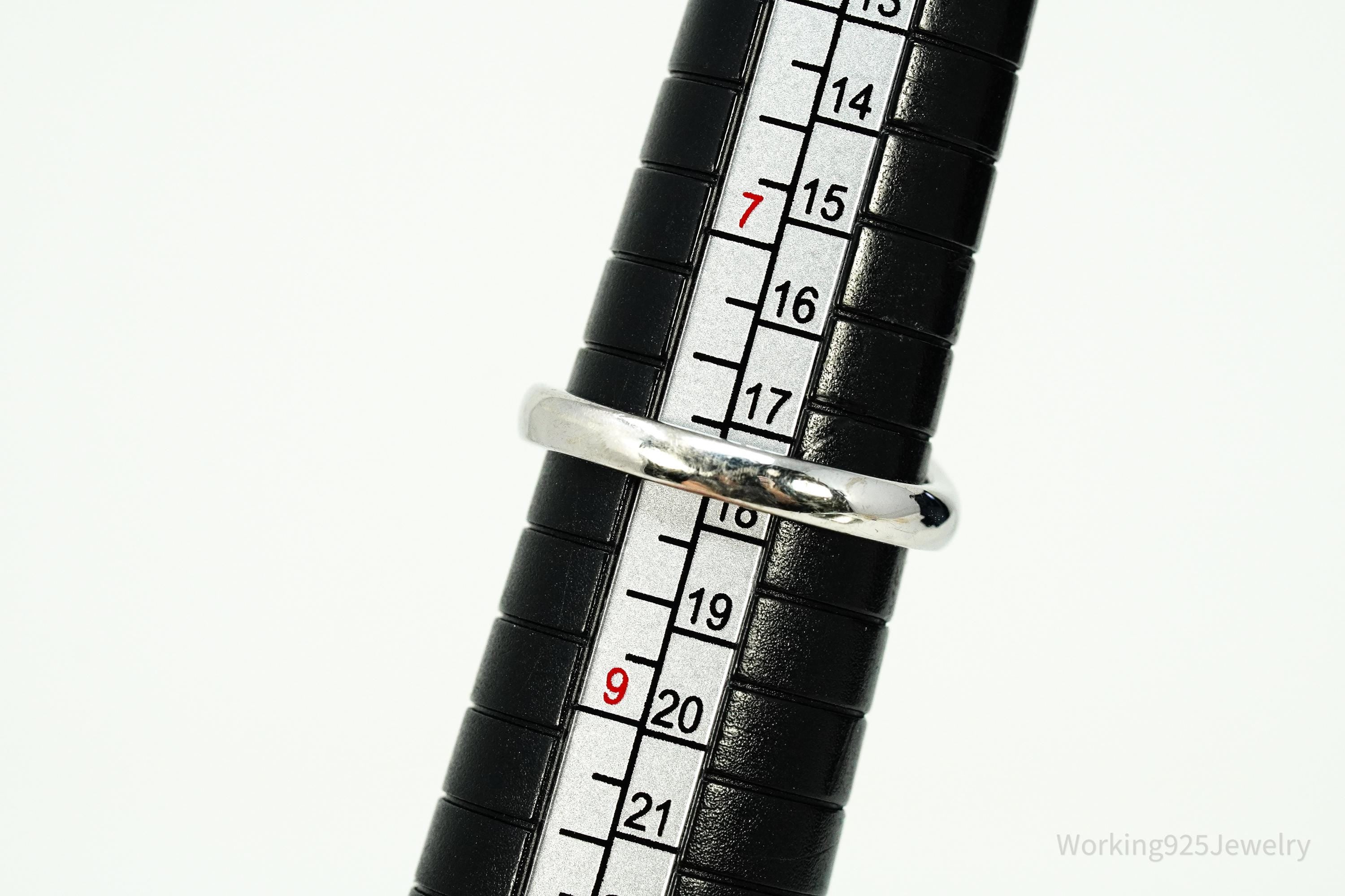 Vintage Green Jade Sterling Silver Ring - Size 8