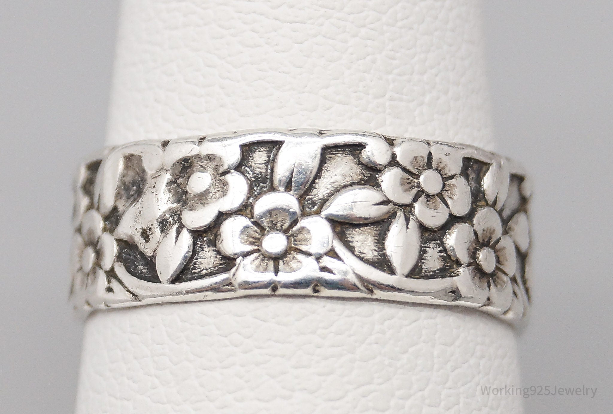 Antique Flowers Pattern Sterling Silver Band Ring - Size 5.75